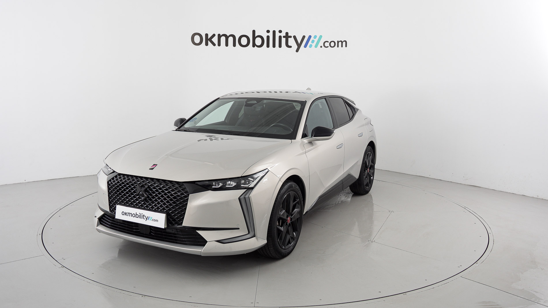 ds ds4 performance line + E-TENSE 225 CA 2023 crystal pearl 1