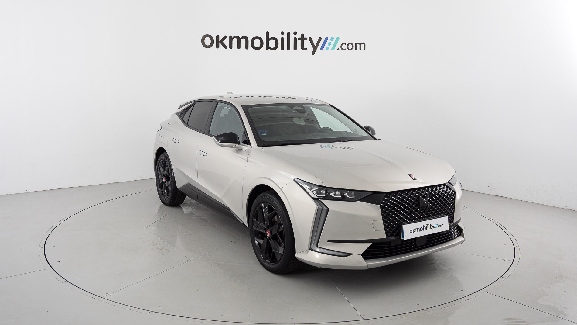 ds ds4 performance line + E-TENSE 225 CA 2023 crystal pearl 3