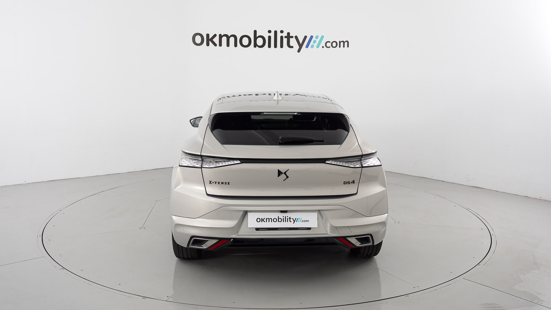 ds ds4 performance line + E-TENSE 225 CA 2023 crystal pearl 10