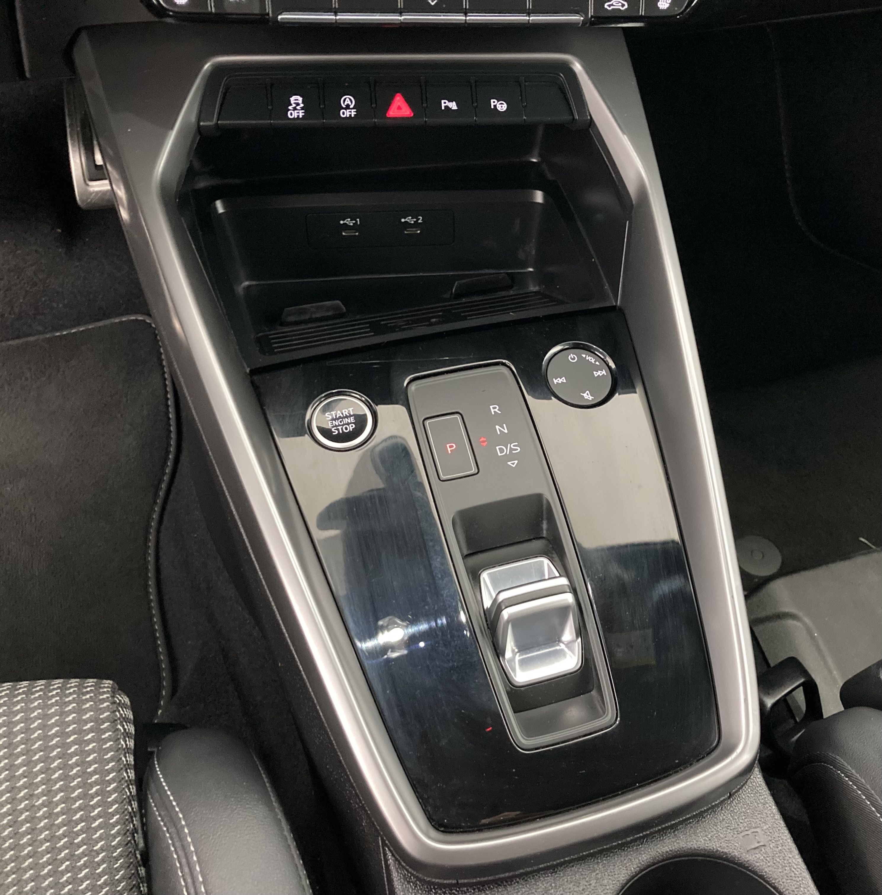 audi a3 sportback s line 35 TFSI 150 STRONIC 2024 daytonagrau perleff. 13