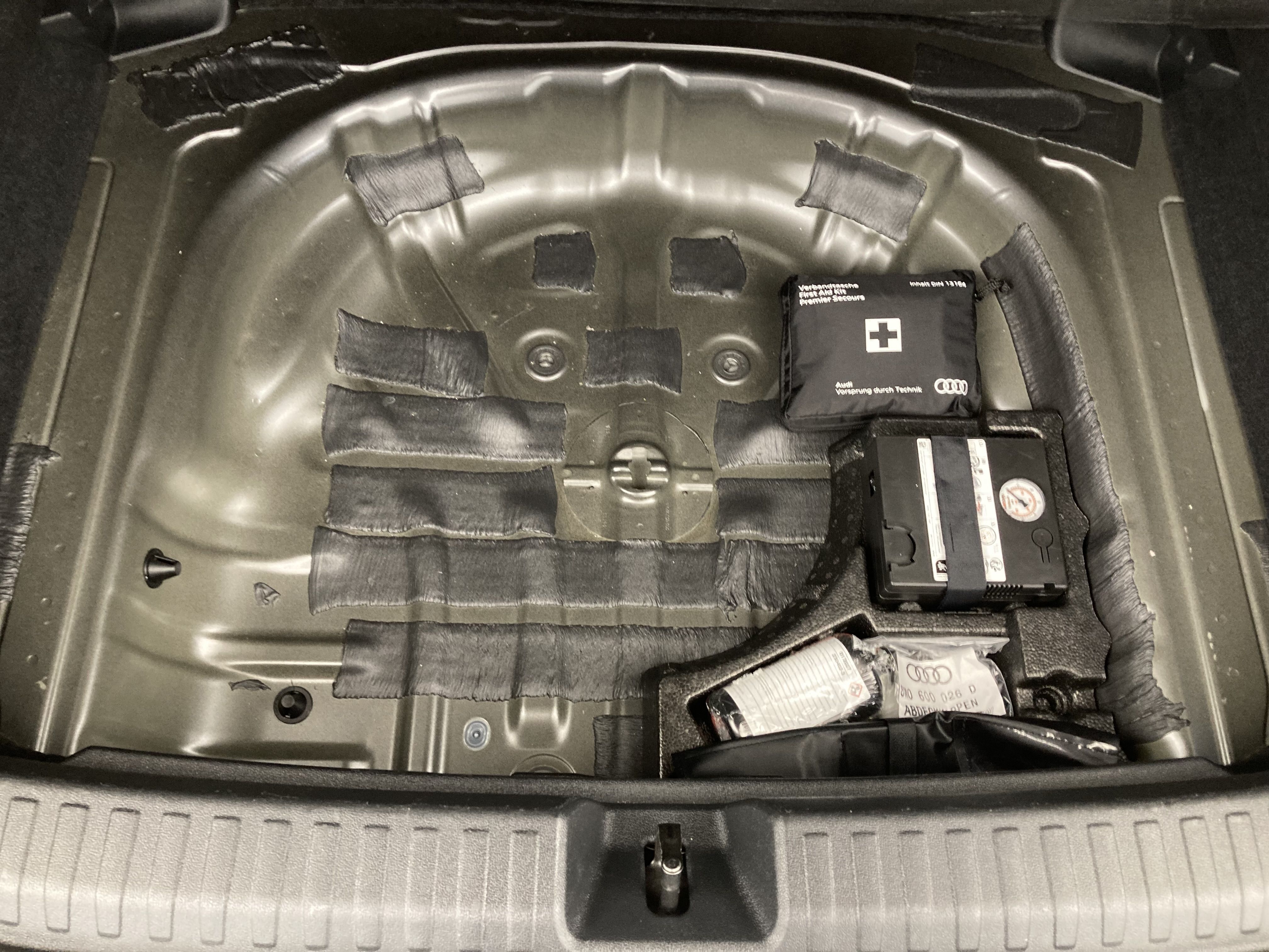 audi a3 sportback s line 35 TFSI 150 STRONIC 2024 daytonagrau perleff. 25