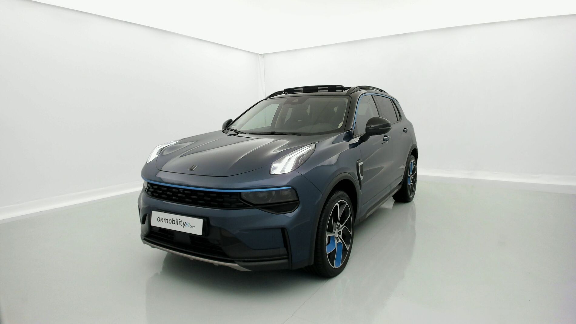 lynk&co 01 nv 1.5 PHEV 261 2022 blue 1