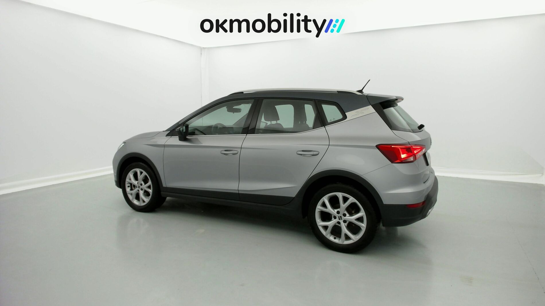 seat arona fr 1.0 TSI 110 2023 midnight schwarz metallic / magnetic grau metallic 8