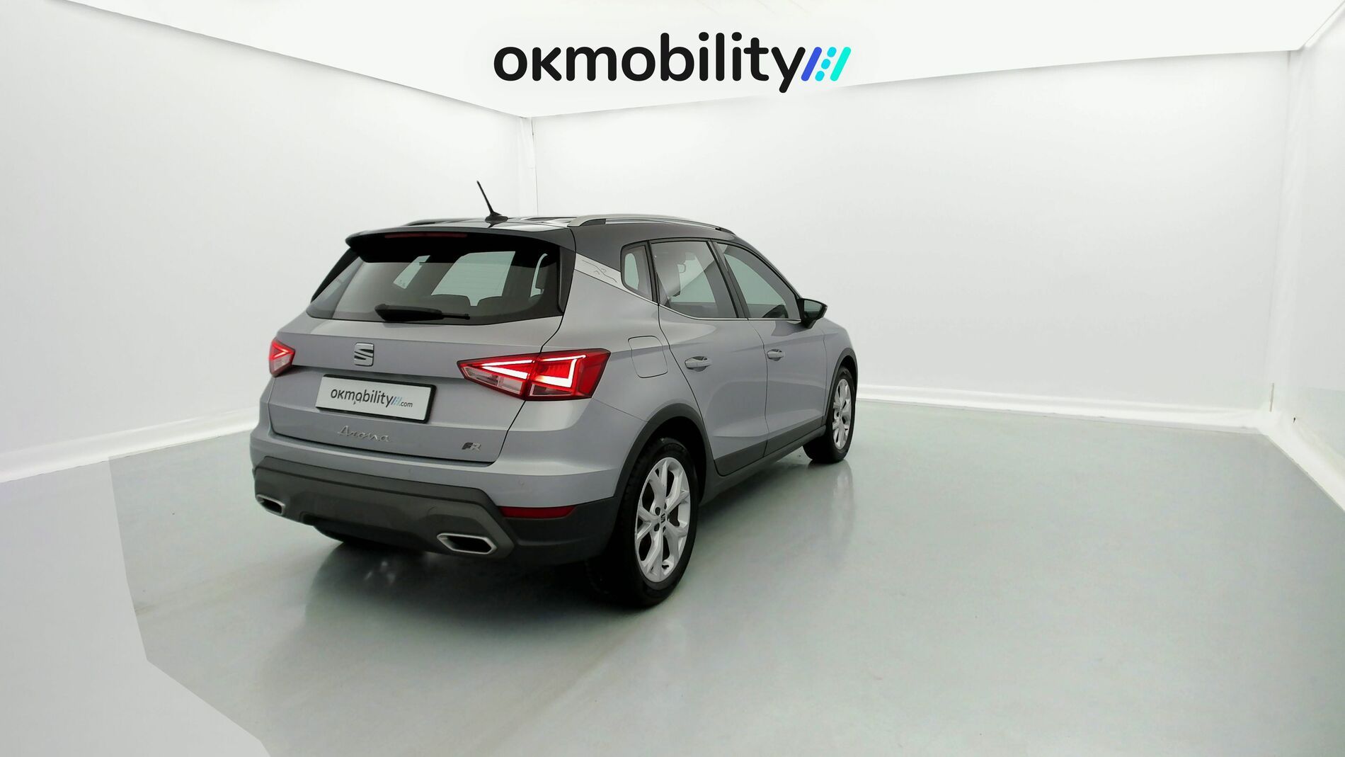 seat arona fr 1.0 TSI 110 2023 midnight schwarz metallic / magnetic grau metallic 11