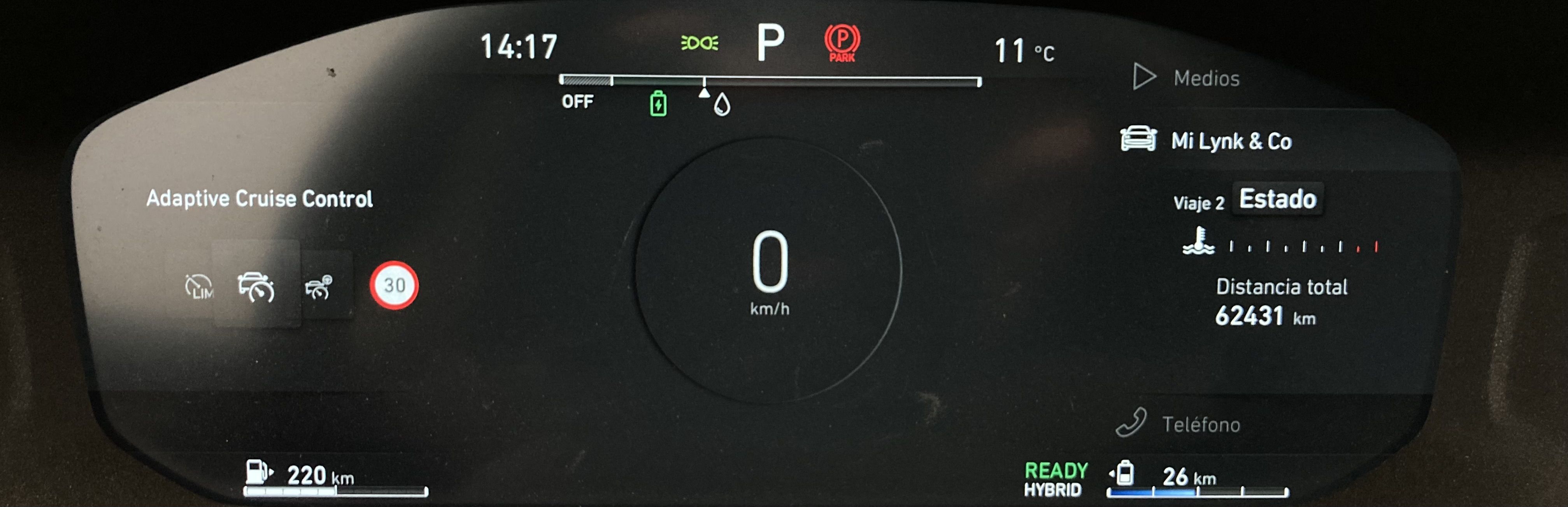 lynk&co 01 nv 1.5 PHEV 261 2022 blue 12