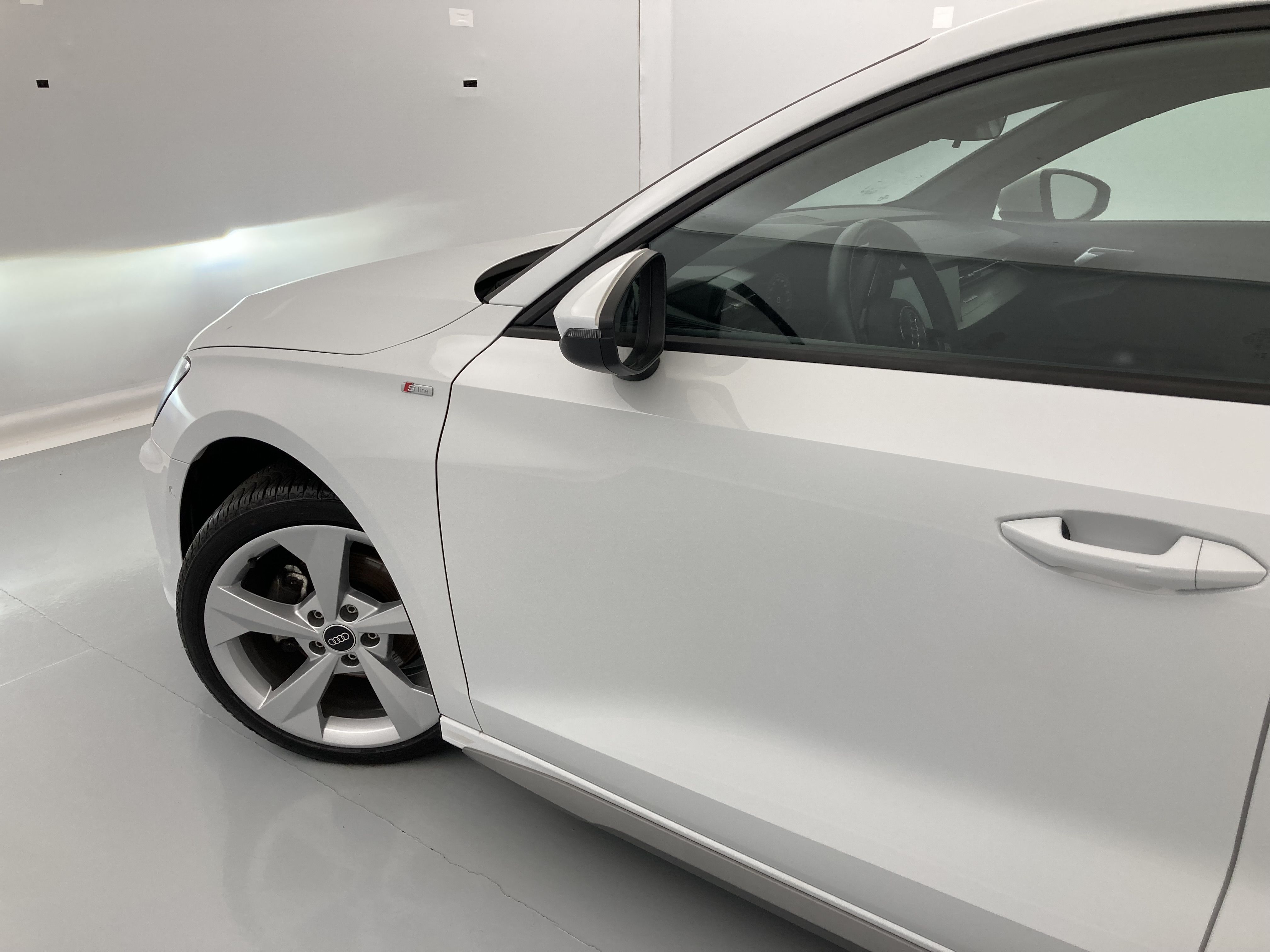 audi a3 sportback s line 35 TFSI 150 STRONIC 2023 gletscherweiss metallic 27