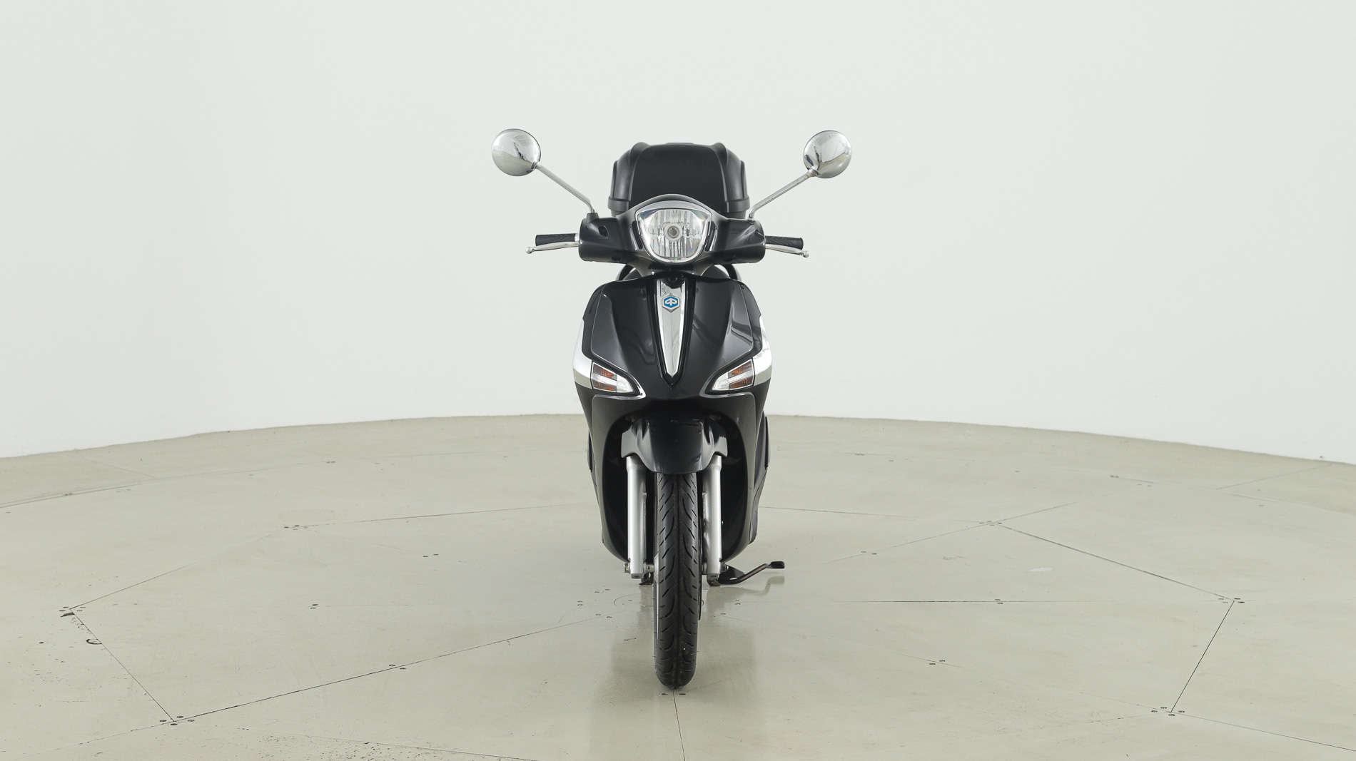 piaggio liberty nv 125CC 2022 negro 4