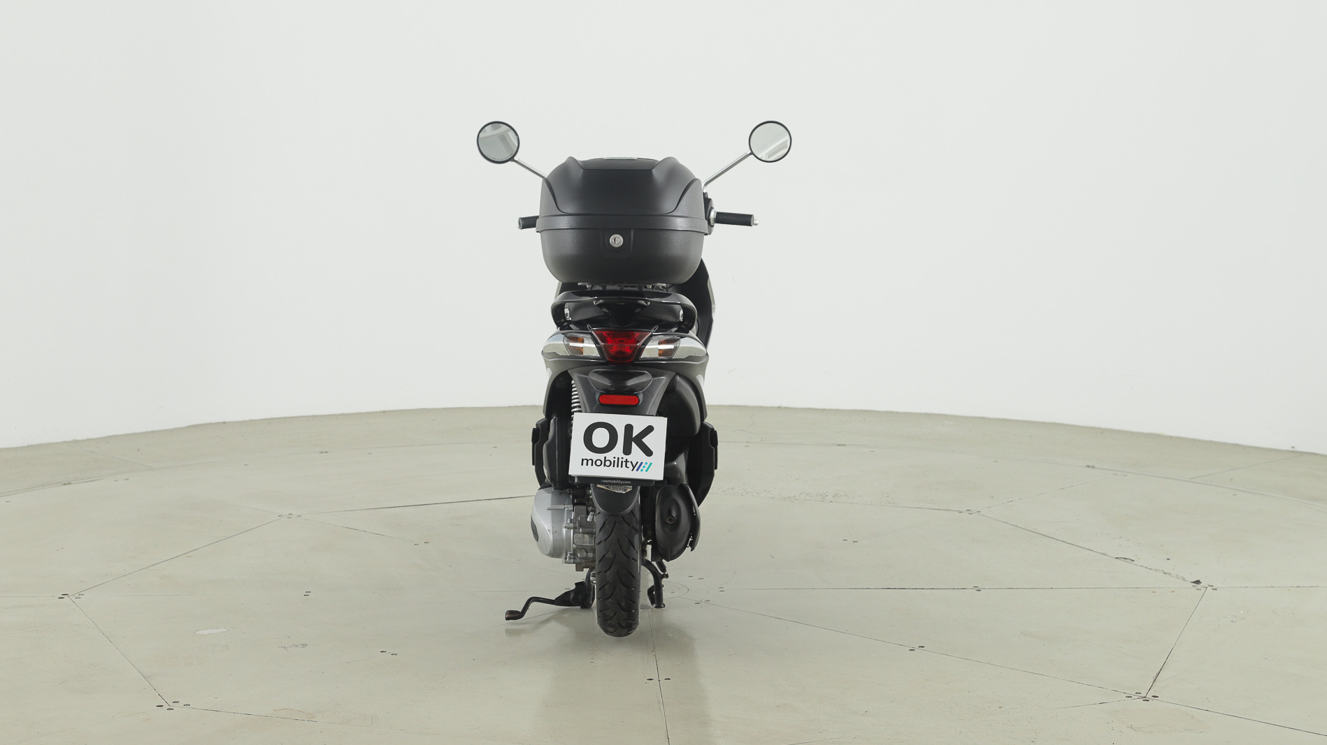 piaggio liberty nv 125CC 2022 negro 11