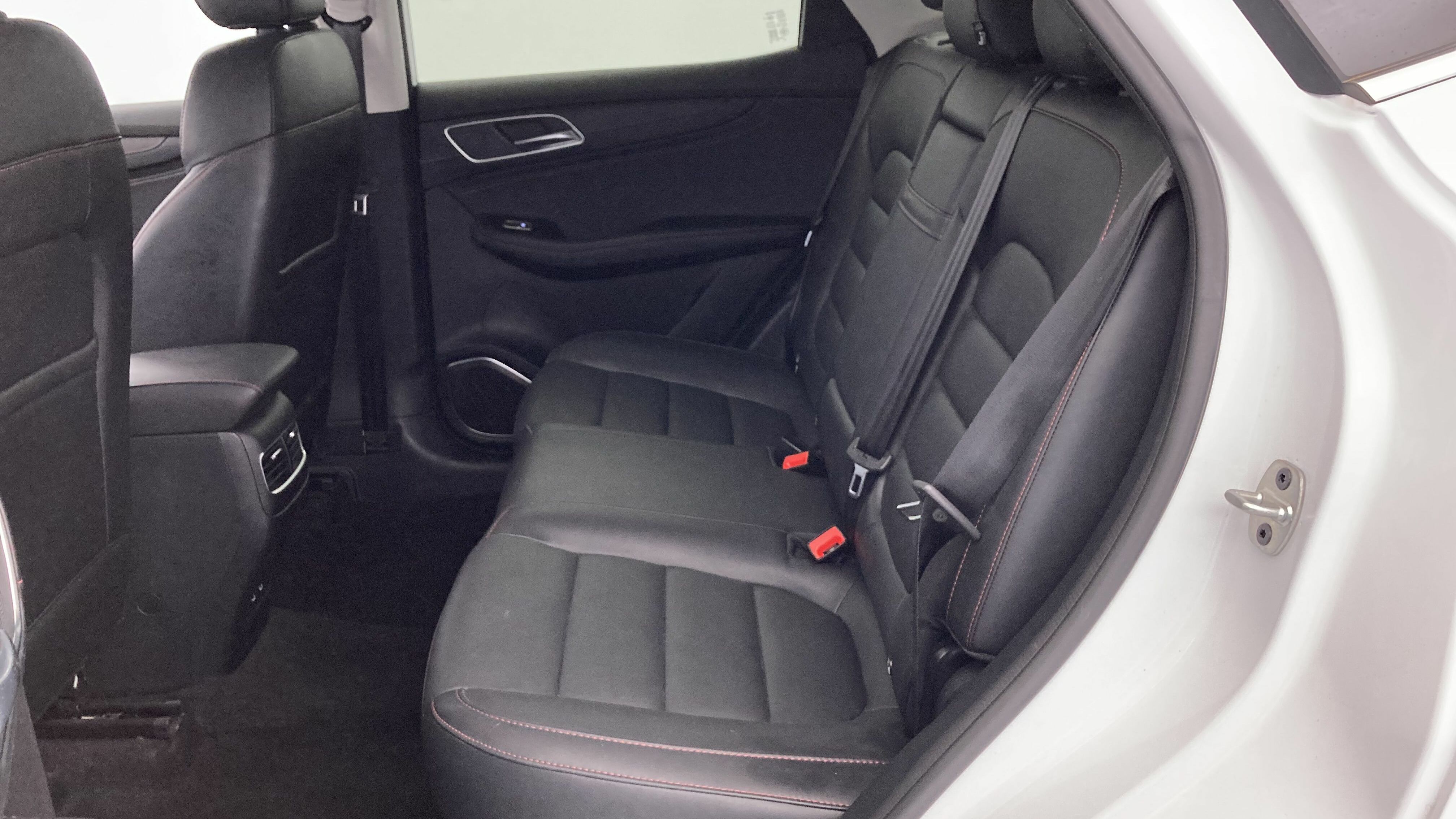 mg hs comfort 1.5 T-GDI 162 2023 dover white 21