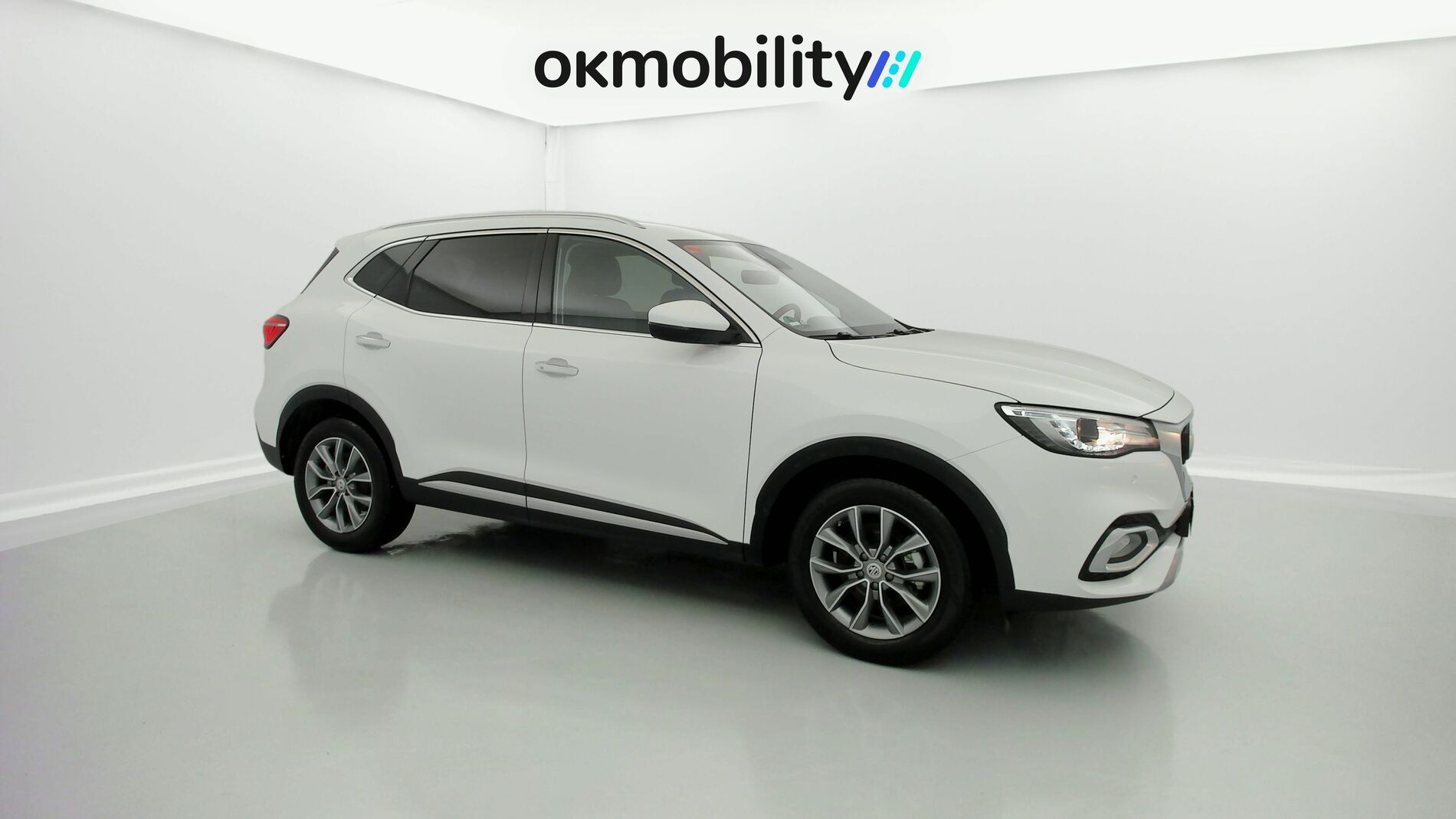 mg hs comfort 1.5 T-GDI 162 2023 dover white 2