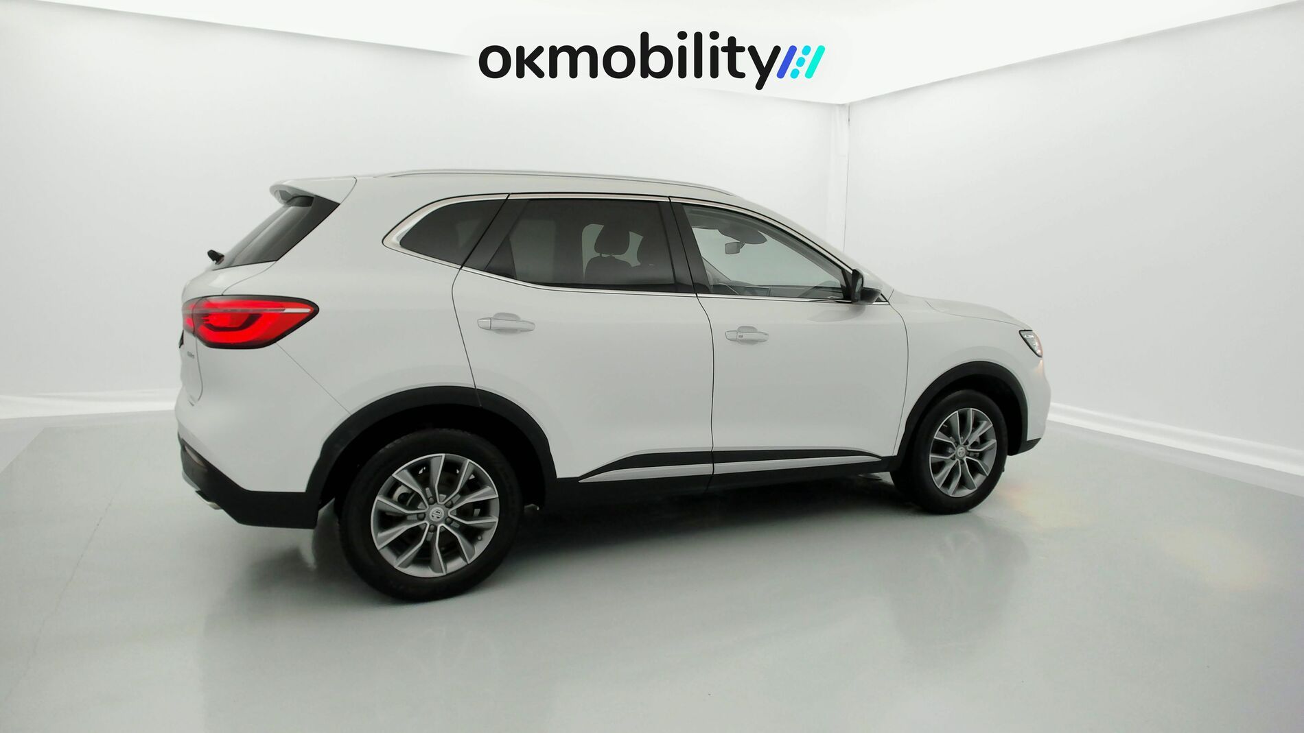 mg hs comfort 1.5 T-GDI 162 2023 dover white 13