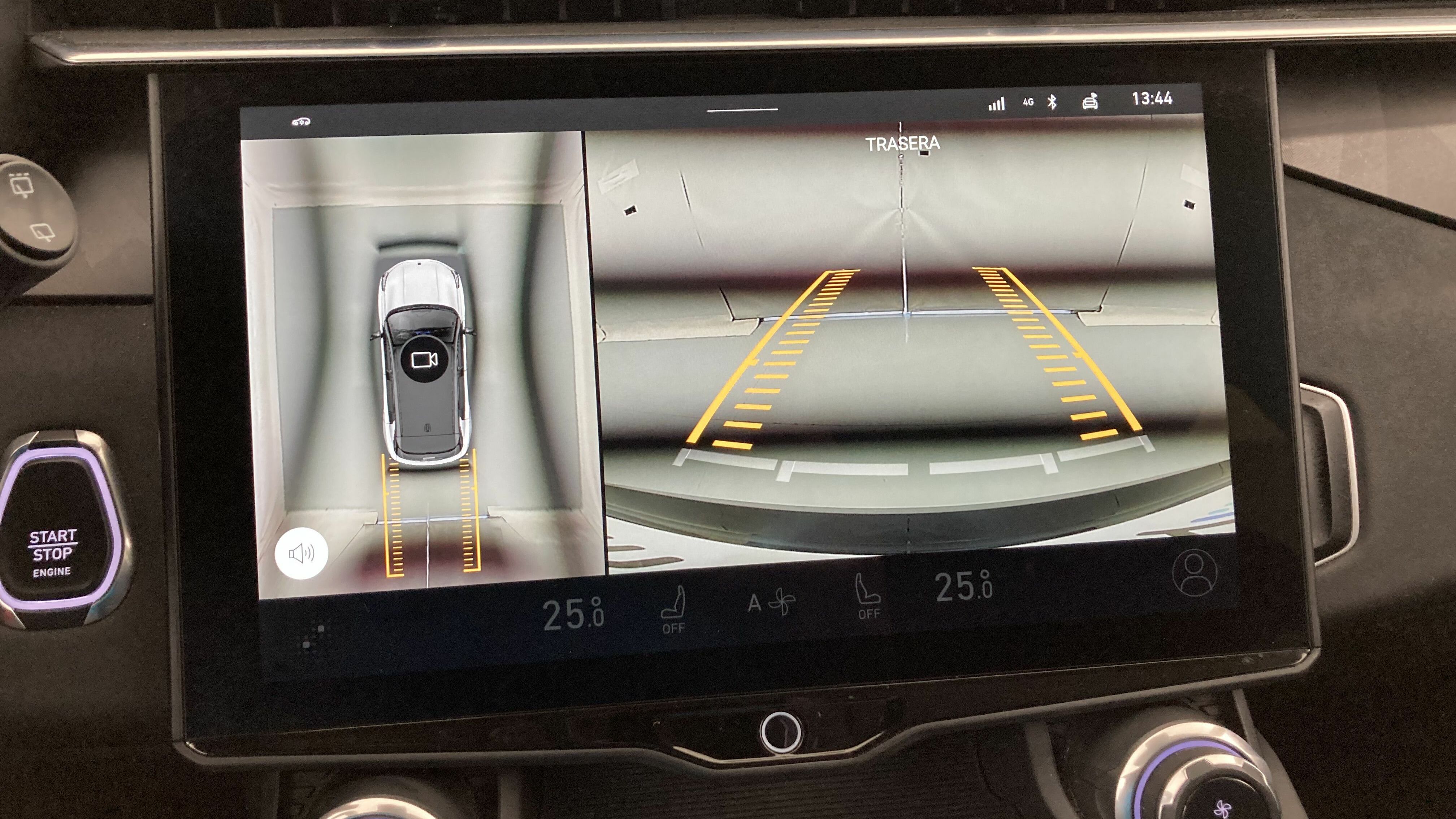 lynk&co 01 nv 1.5 PHEV 261 2022 black 20