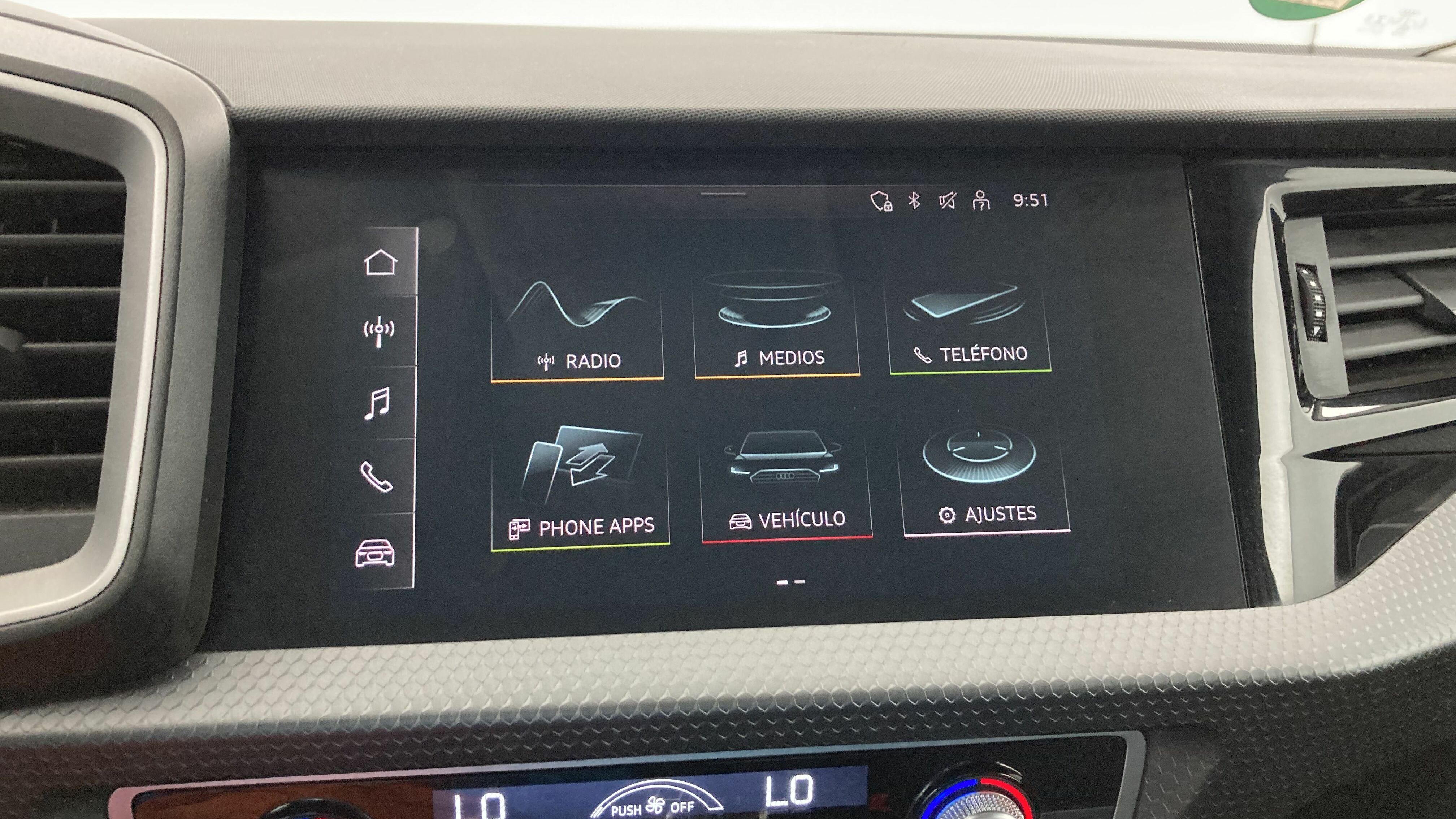 audi a1 sportback s line 30 TFSI 110 2022 gletscherweis / mythosschwarz 20