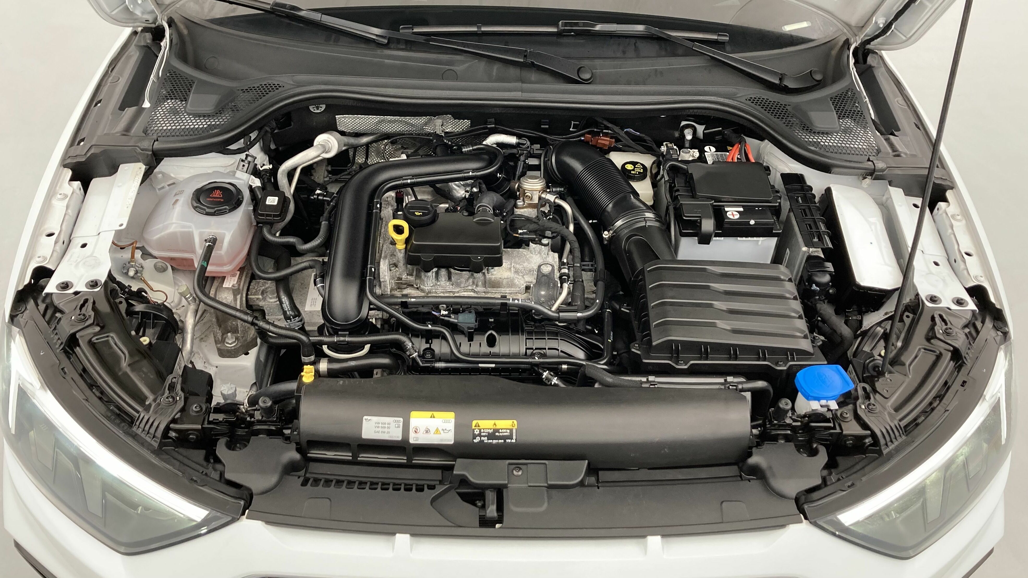 audi a1 sportback s line 30 TFSI 110 2022 gletscherweis / mythosschwarz 26