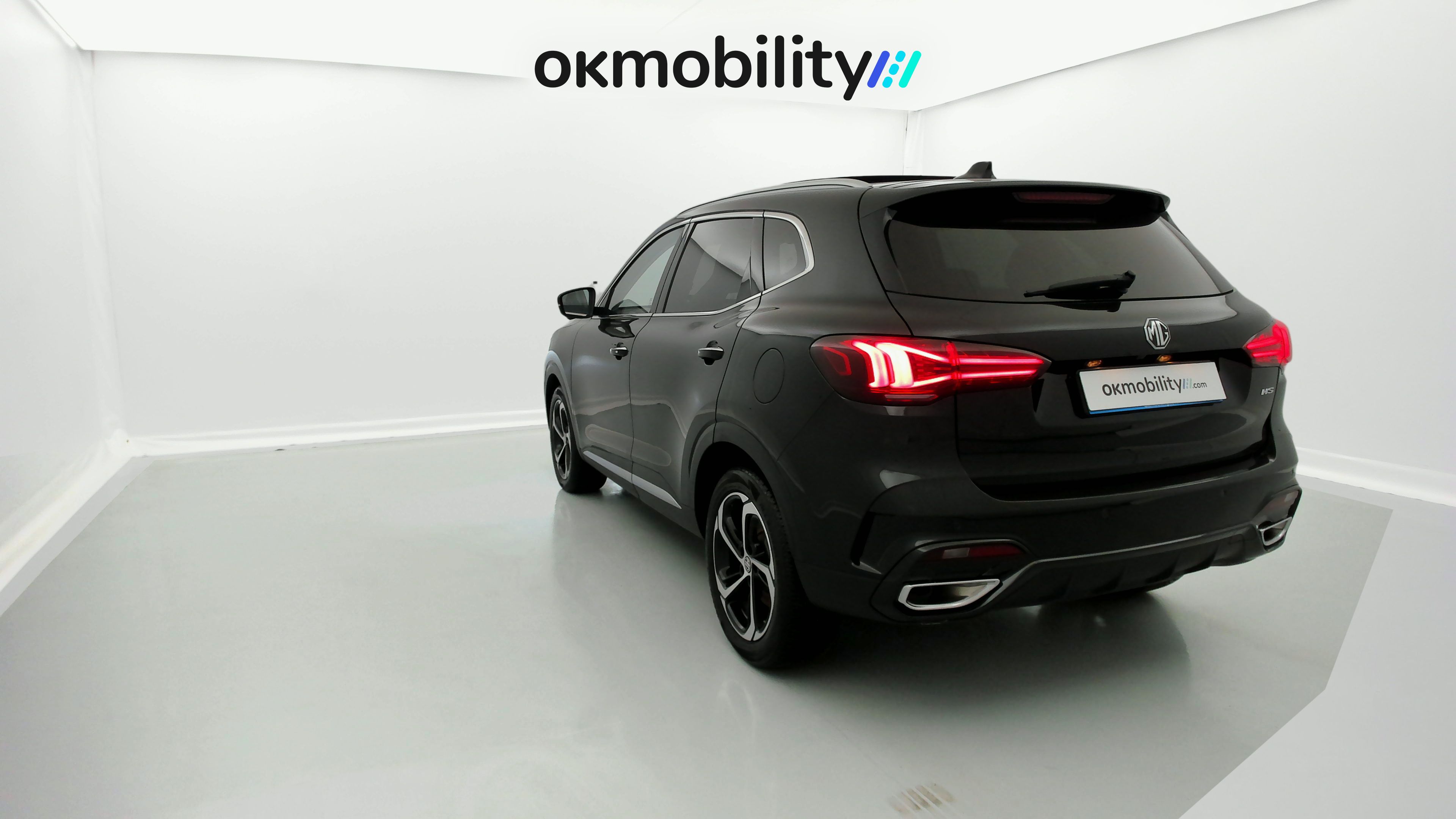 mg hs luxury 1.5 T-GDI 162 AT 2024 pebble black 10