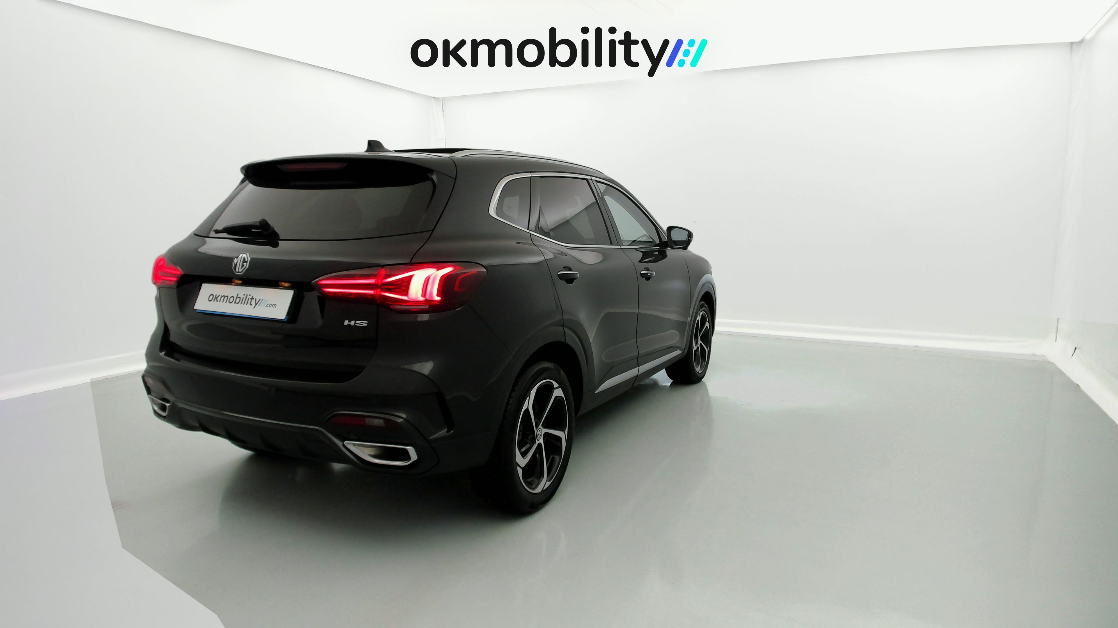 mg hs luxury 1.5 T-GDI 162 AT 2024 pebble black 12