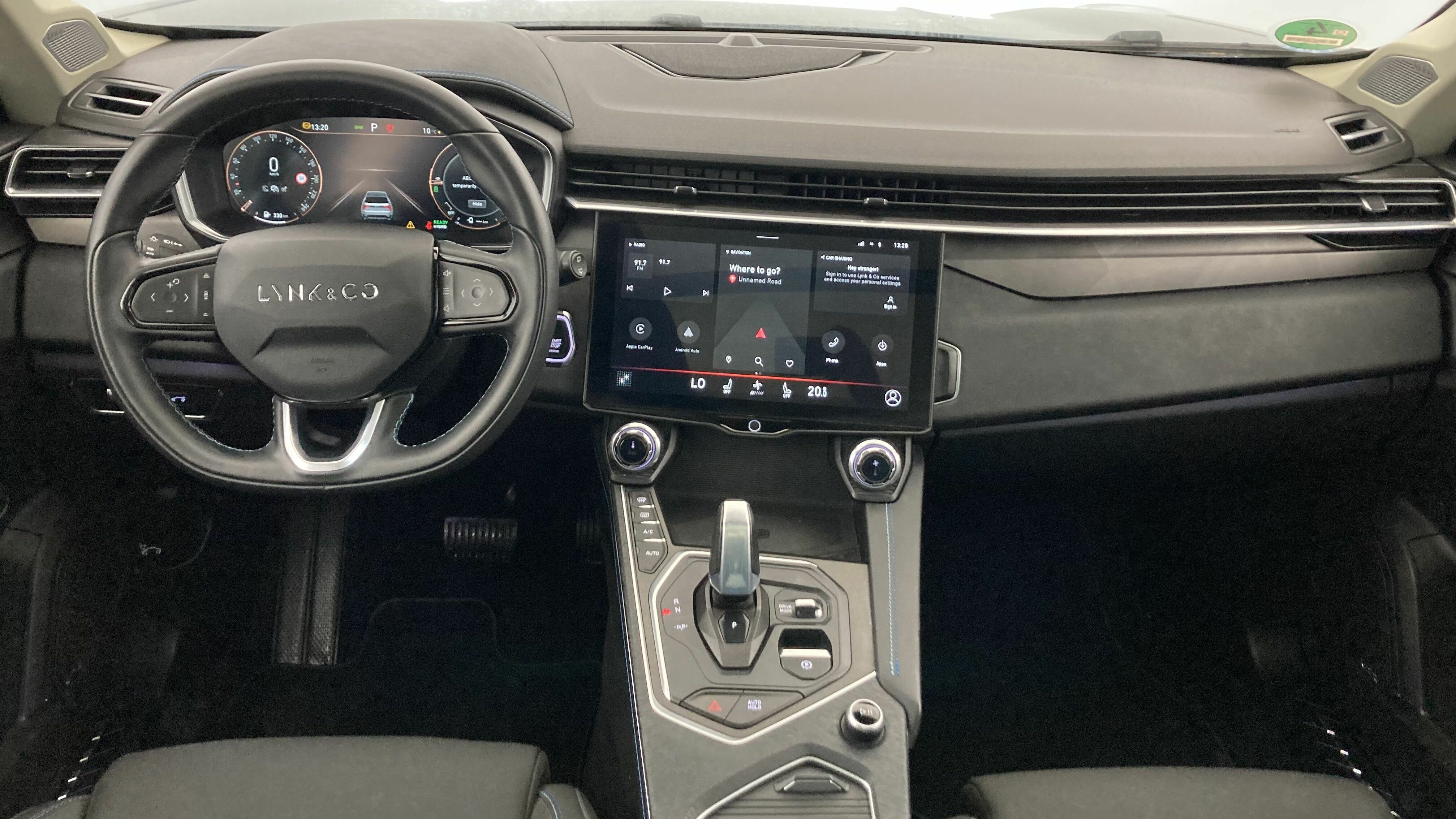 lynk&co 1 nv 1.5 PHEV 261 2022 blue 13