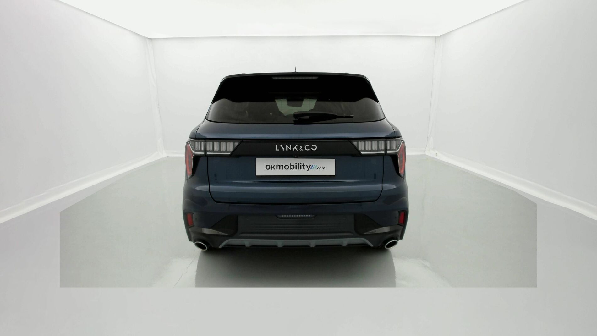 lynk&co 1 nv 1.5 PHEV 261 2022 blue 8