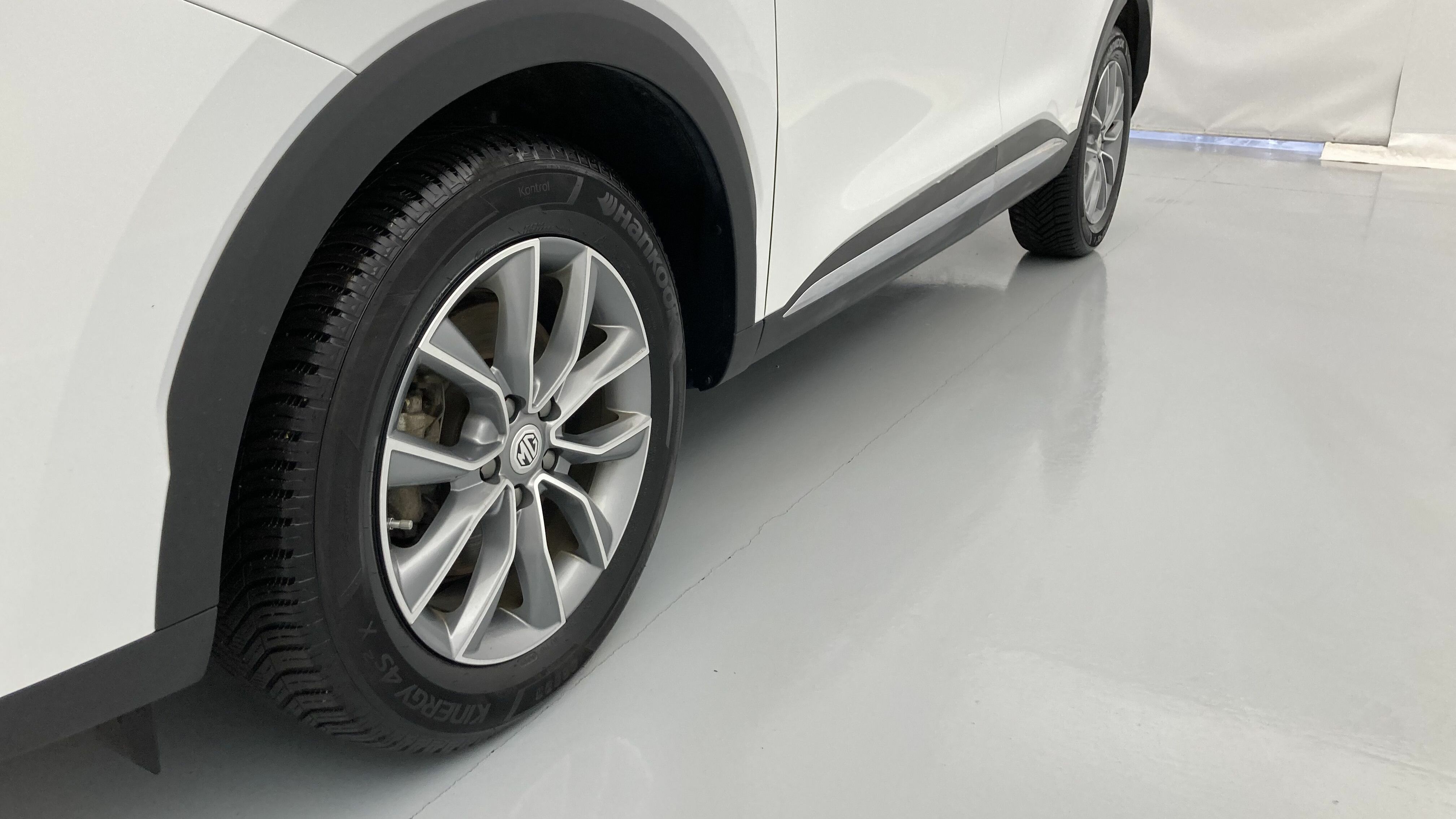 mg hs comfort 1.5 T-GDI 162 AT 2023 dover white 25