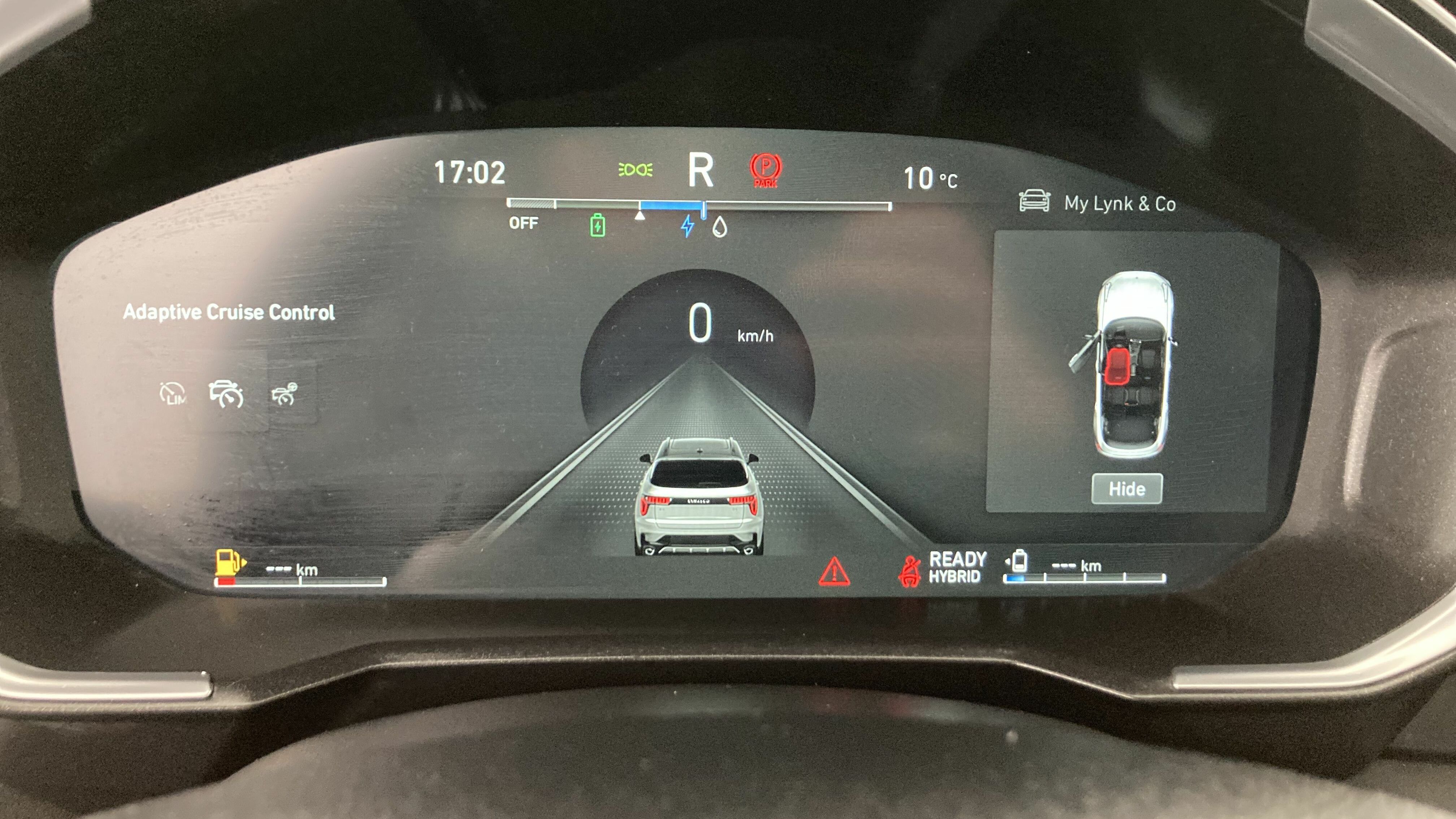 lynk&co 01 nv 1.5 PHEV 261 2022 black 18