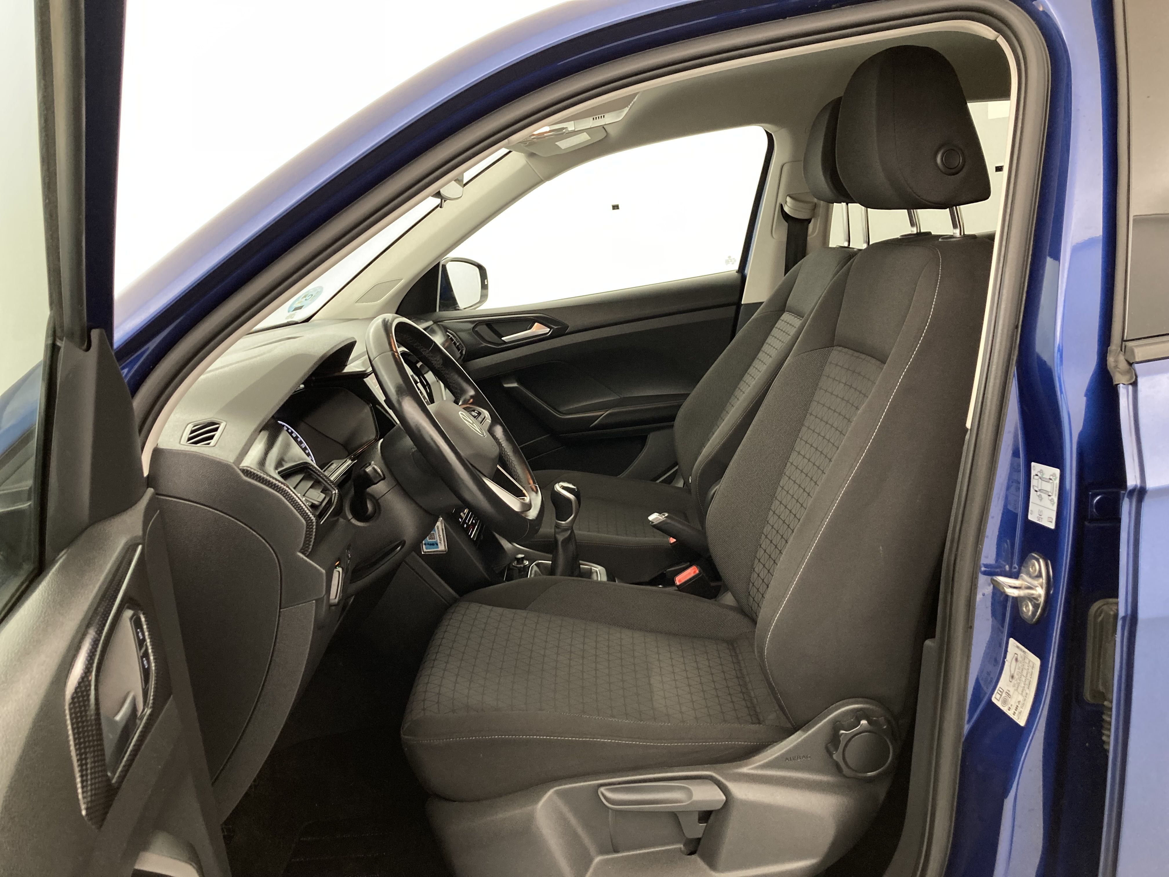 volkswagen t-cross advance 1.0 TSI 110 2022 azul arrecife 19