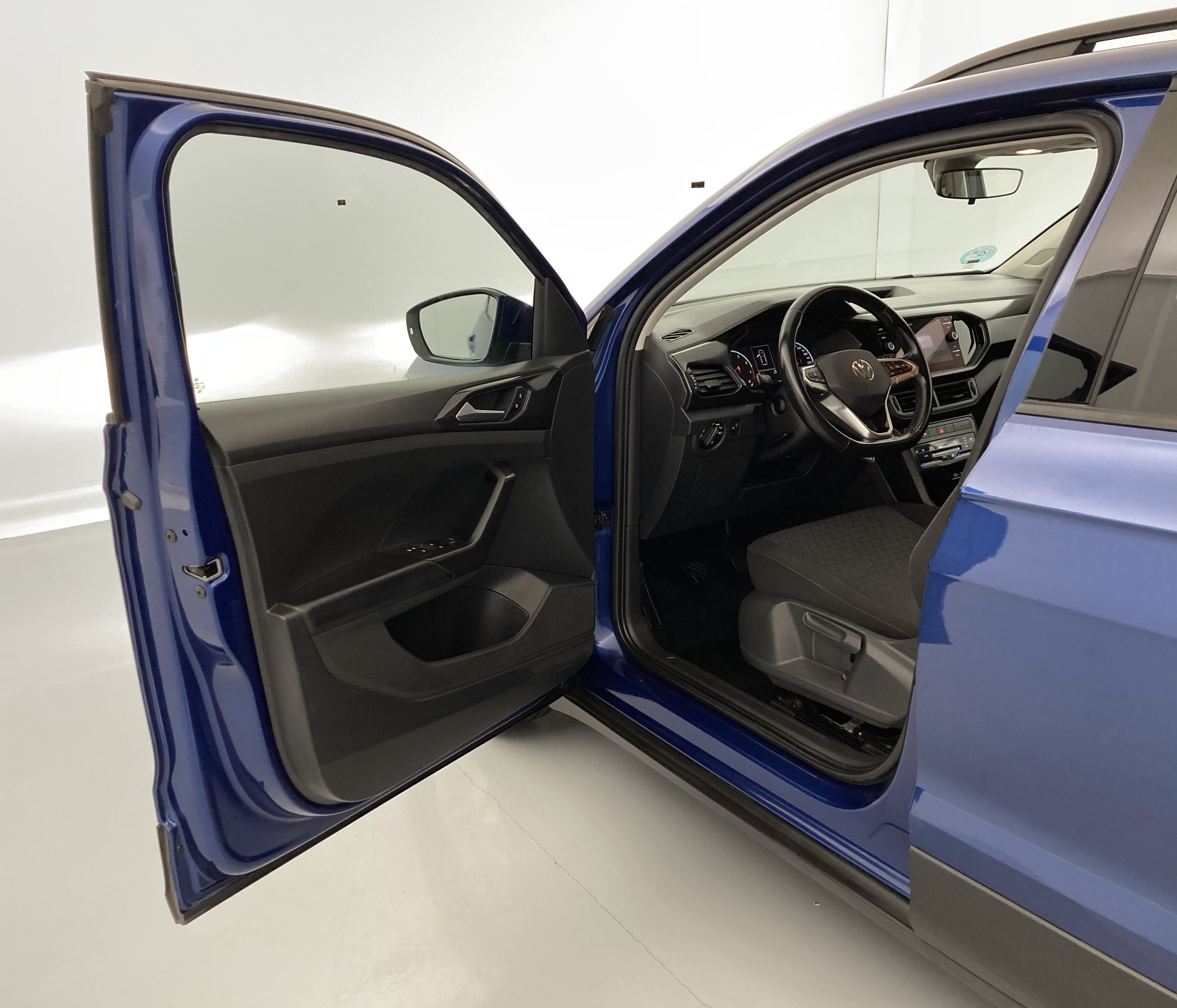 volkswagen t-cross advance 1.0 TSI 110 2022 azul arrecife 21
