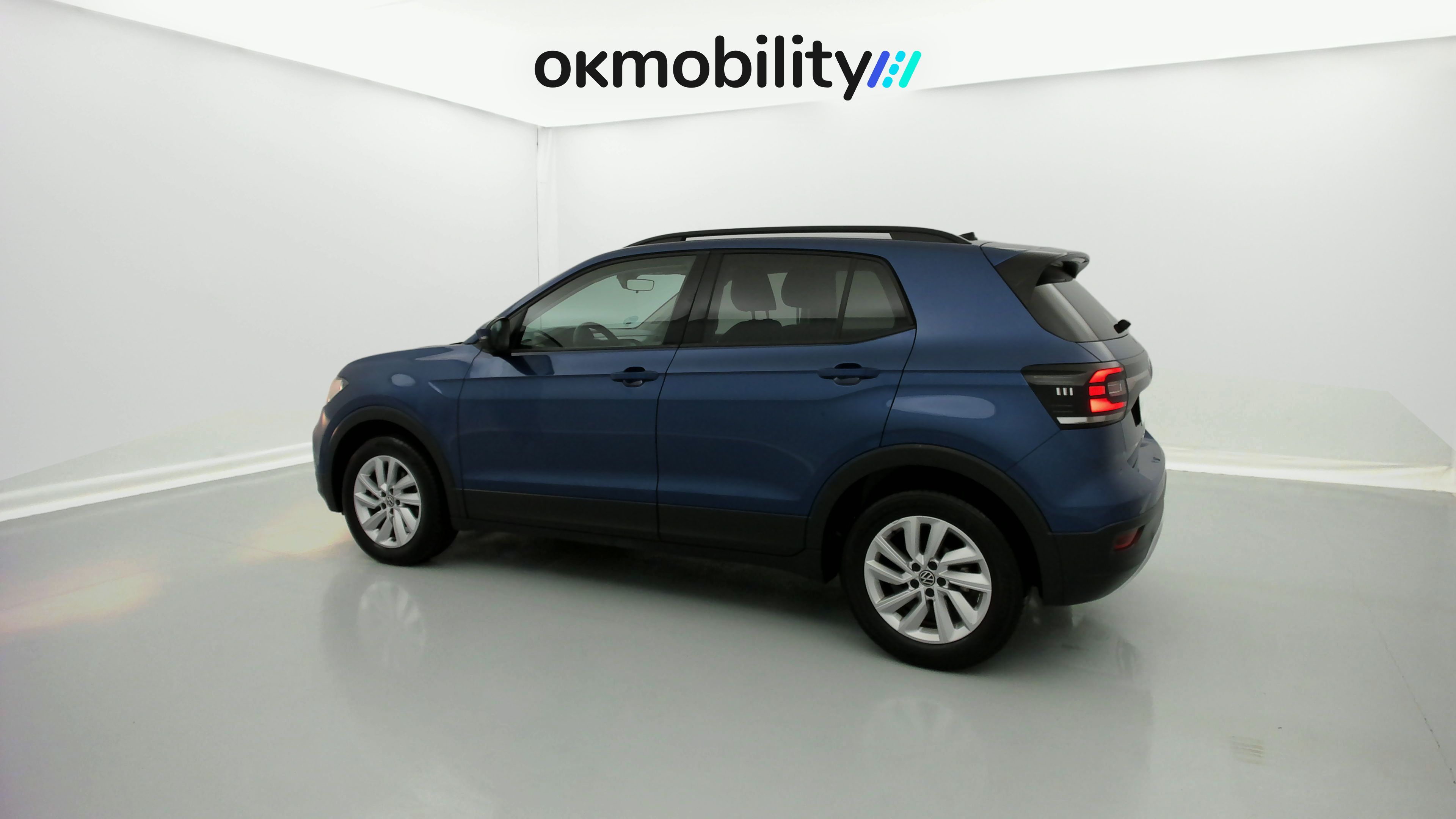 volkswagen t-cross advance 1.0 TSI 110 2022 azul arrecife 10