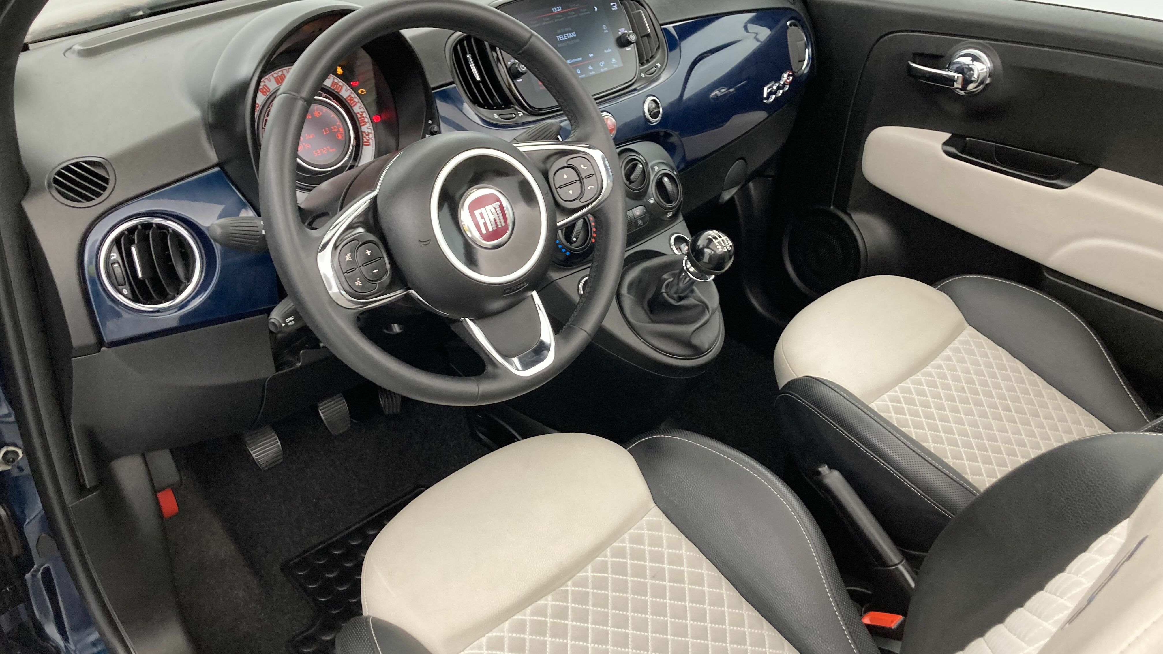 fiat 500c dolcevita 1.0 HYBRID 70 MHEV 2022 azul dipinto 15
