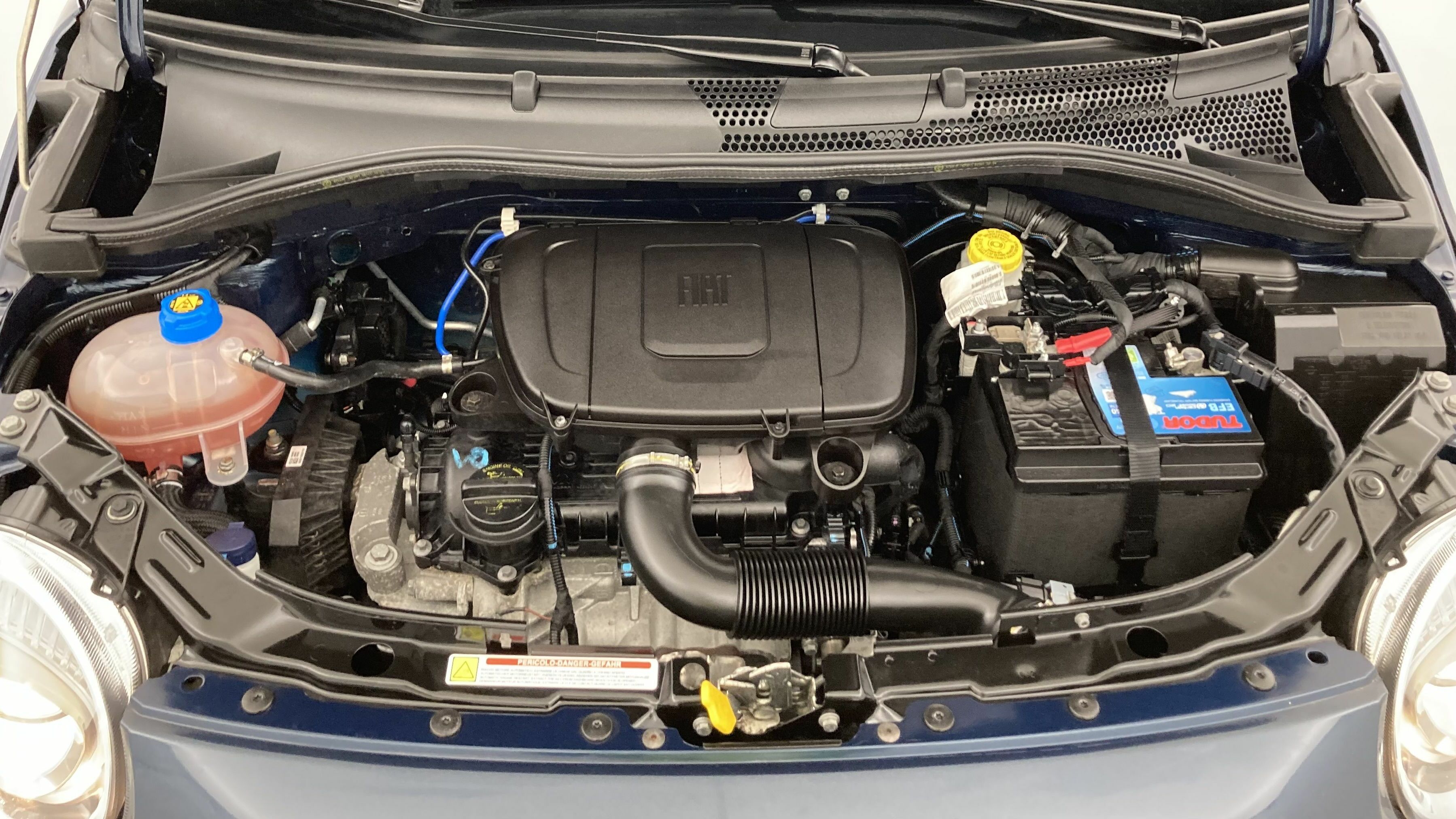 fiat 500c dolcevita 1.0 HYBRID 70 MHEV 2022 azul dipinto 25