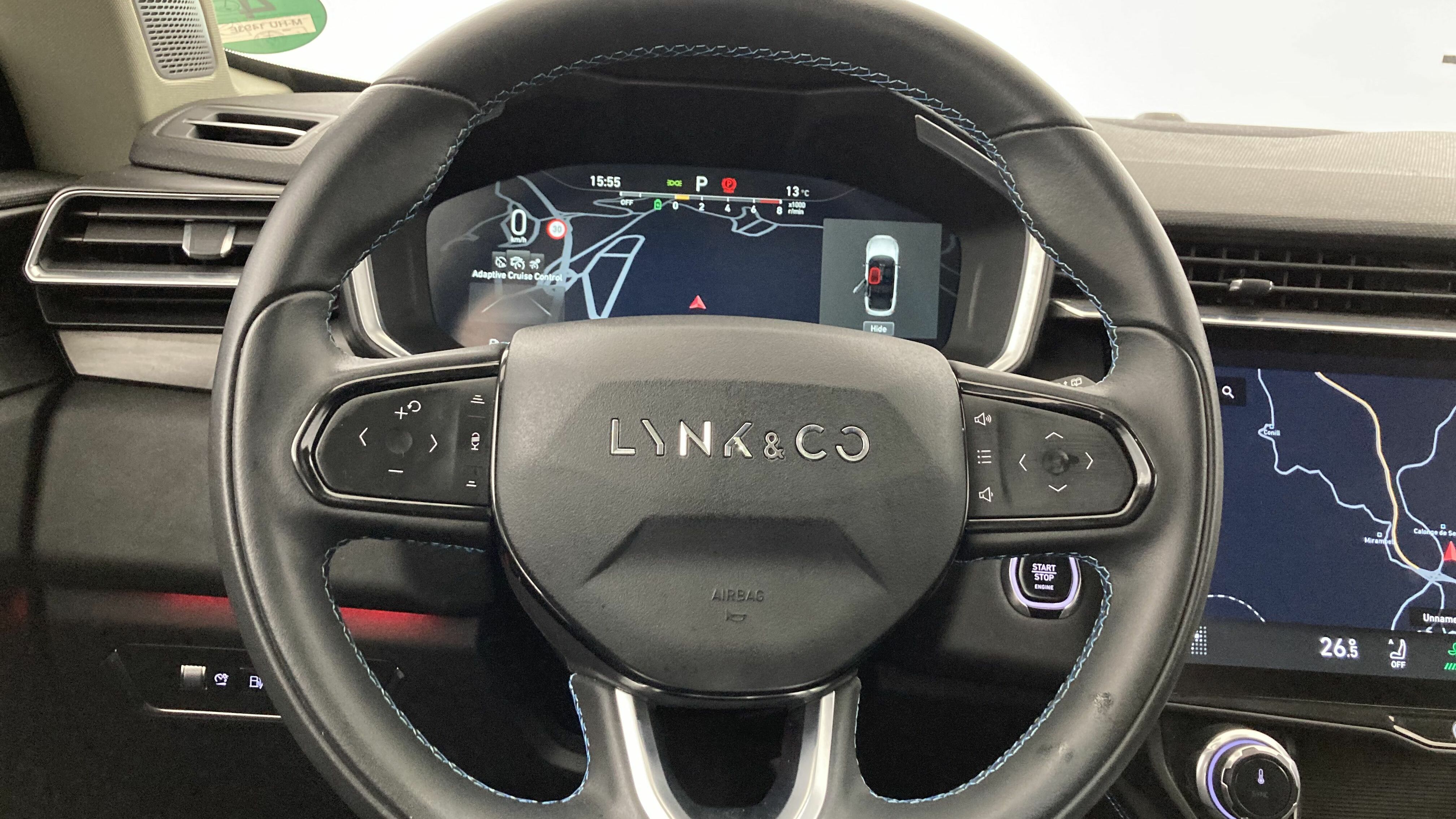 lynk&co 1 nv 1.5 PHEV 261 2022 black 17