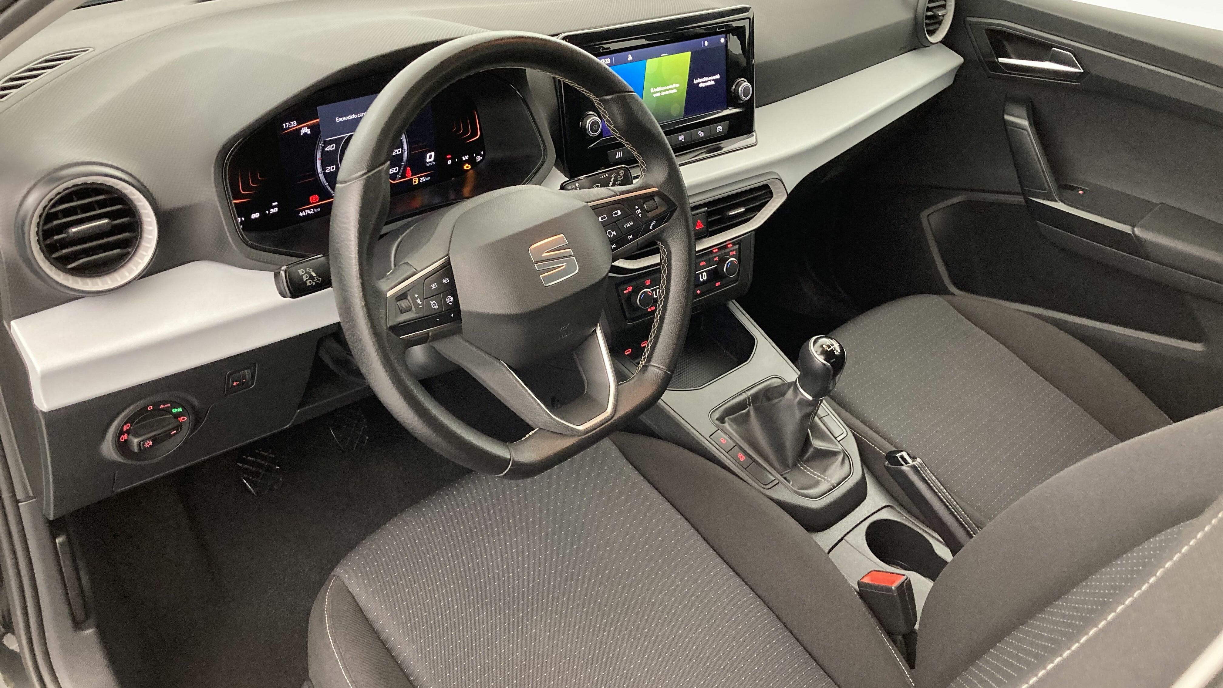 seat ibiza style 1.0 TSI 95 2023 preto midnight 15