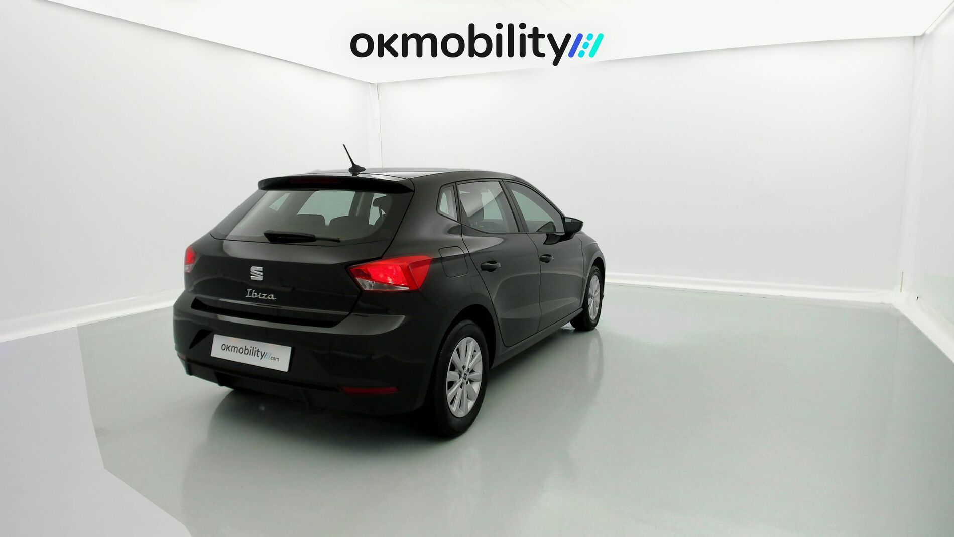 seat ibiza style 1.0 TSI 95 2023 preto midnight 11