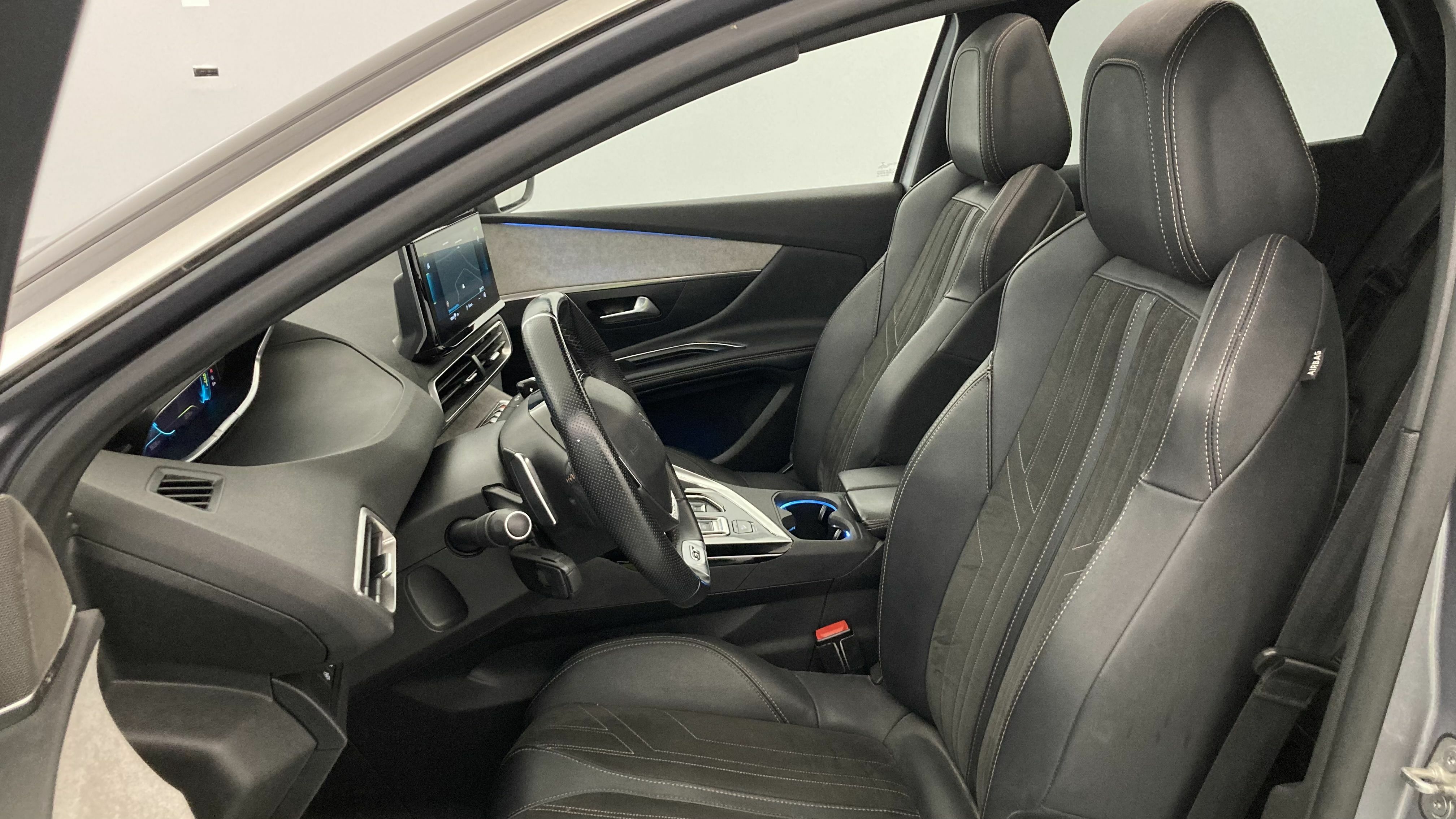 peugeot 3008 gt pack 1.6 HYBRID 300 EAT PHEV 2022 gris artense / negro 13