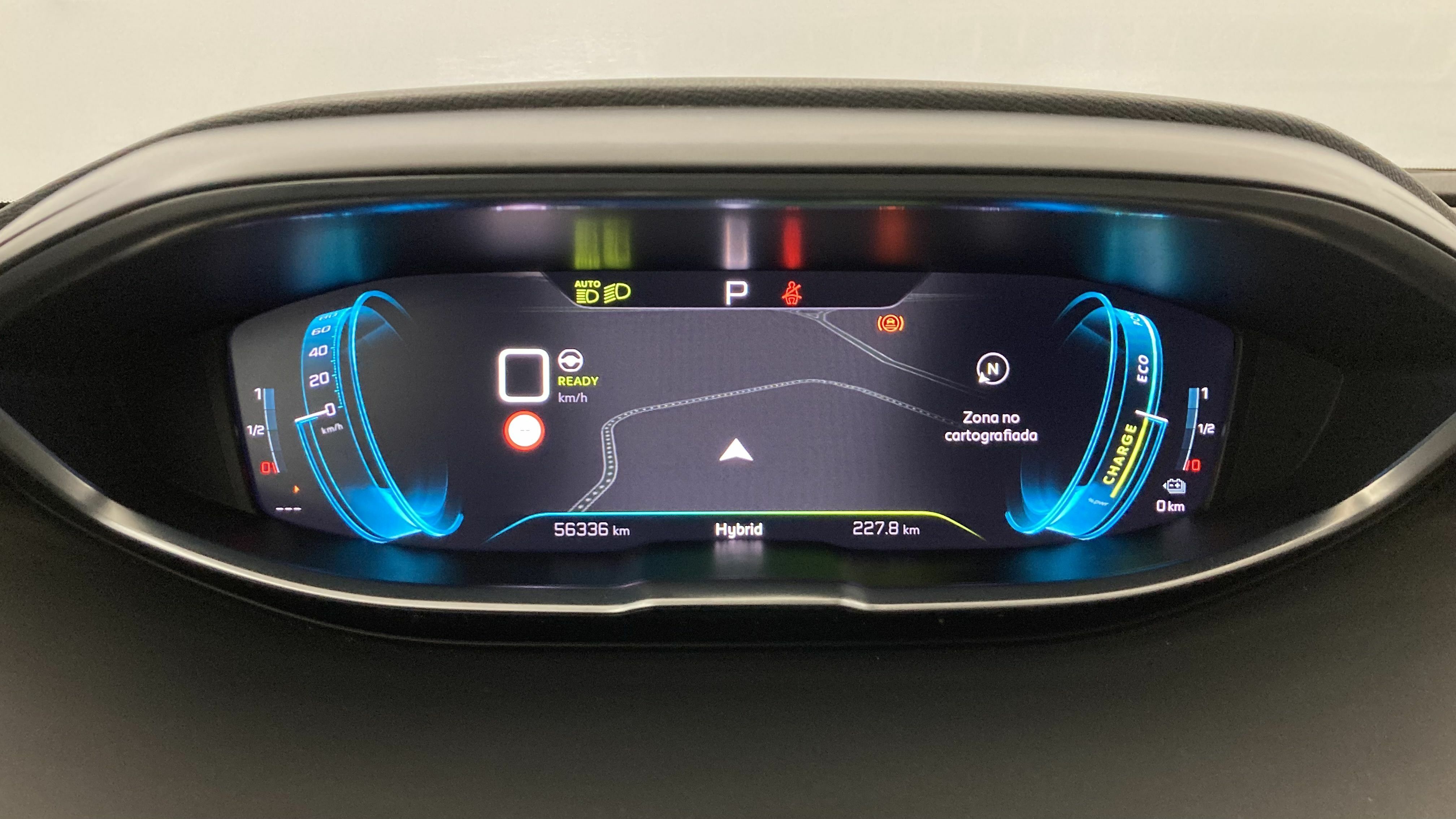 peugeot 3008 gt pack 1.6 HYBRID 300 EAT PHEV 2022 gris artense / negro 17