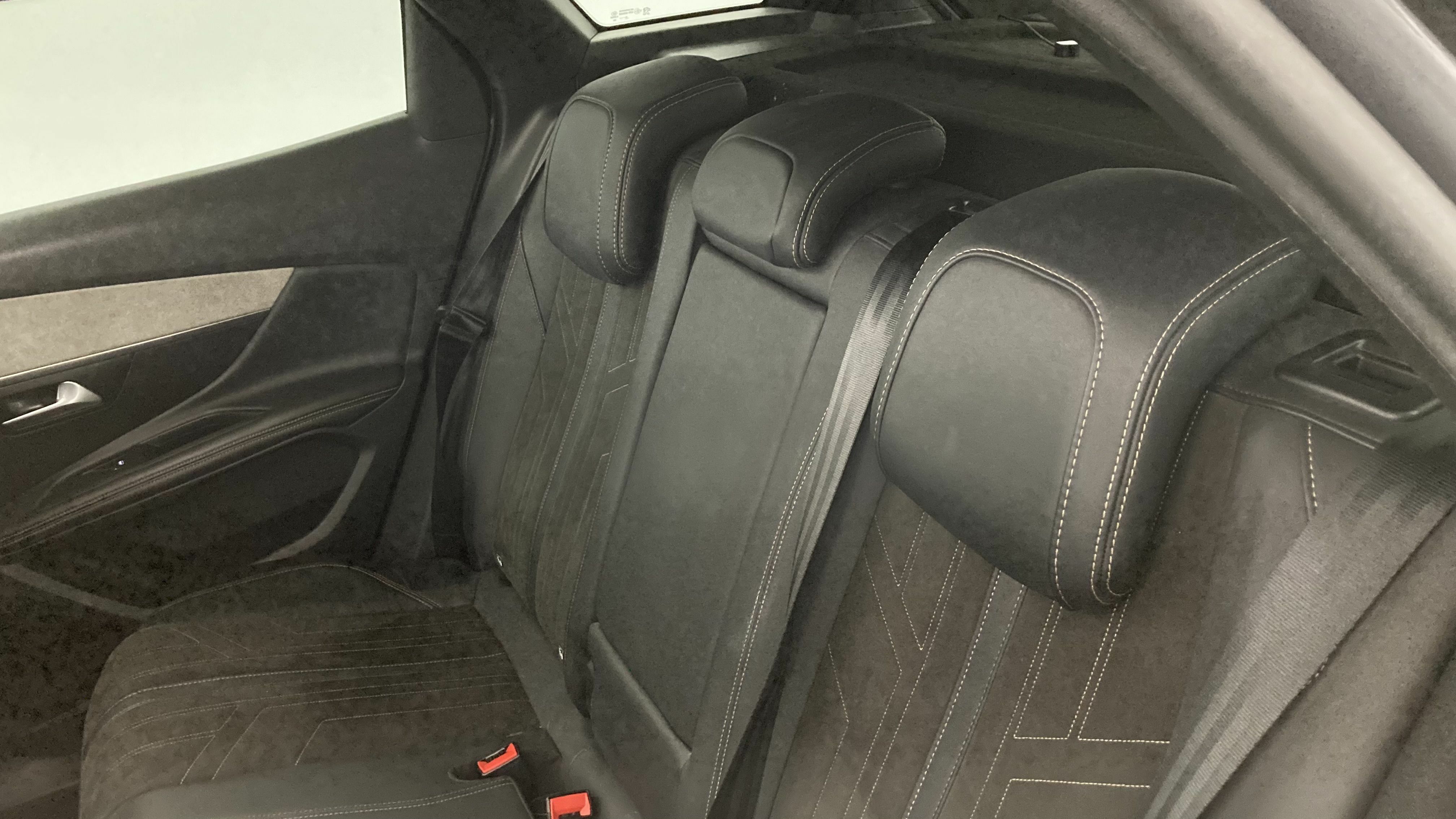 peugeot 3008 gt pack 1.6 HYBRID 300 EAT PHEV 2022 gris artense / negro 19