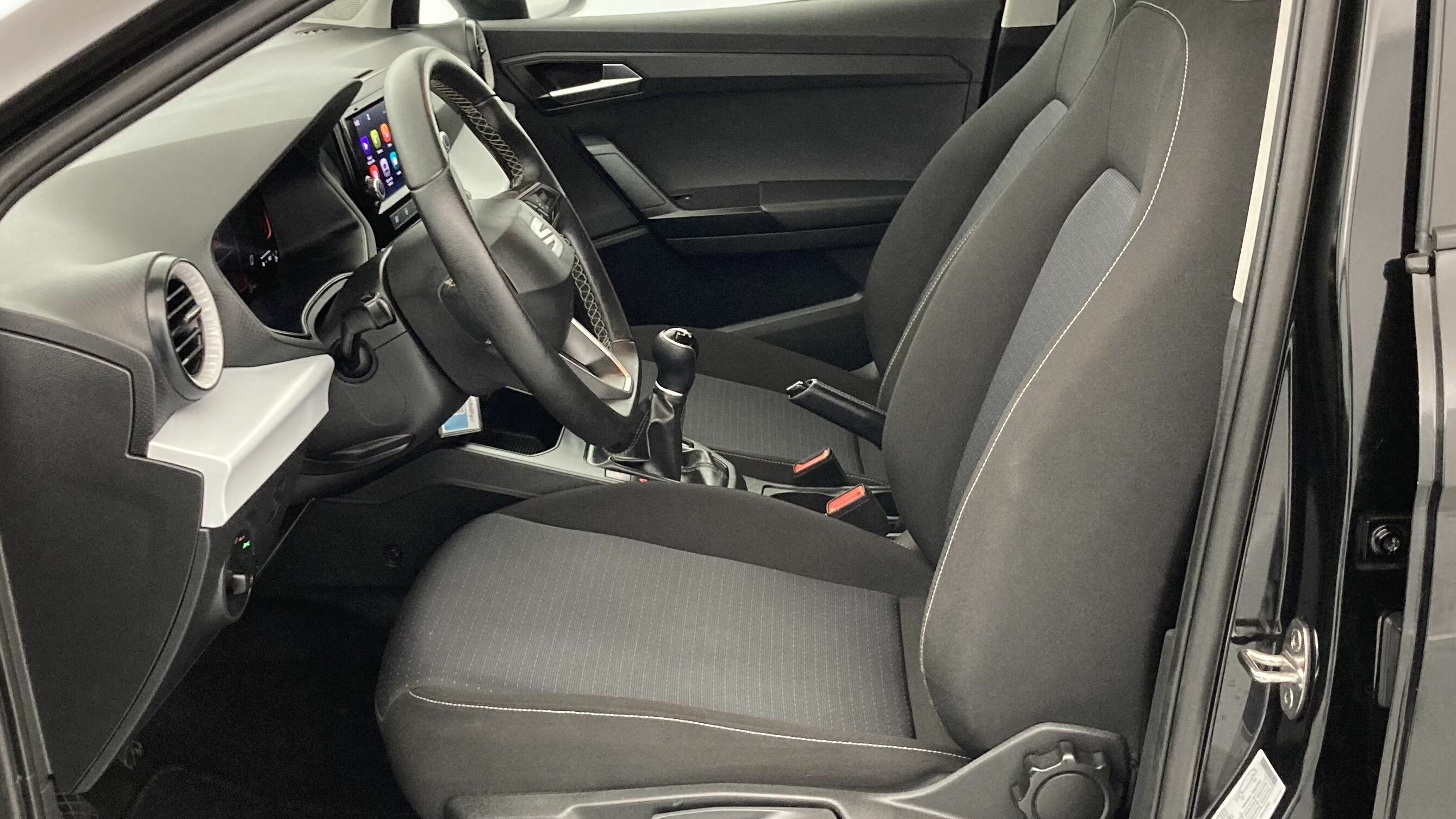 seat ibiza style 1.0 TSI 95 2023 preto midnight 14