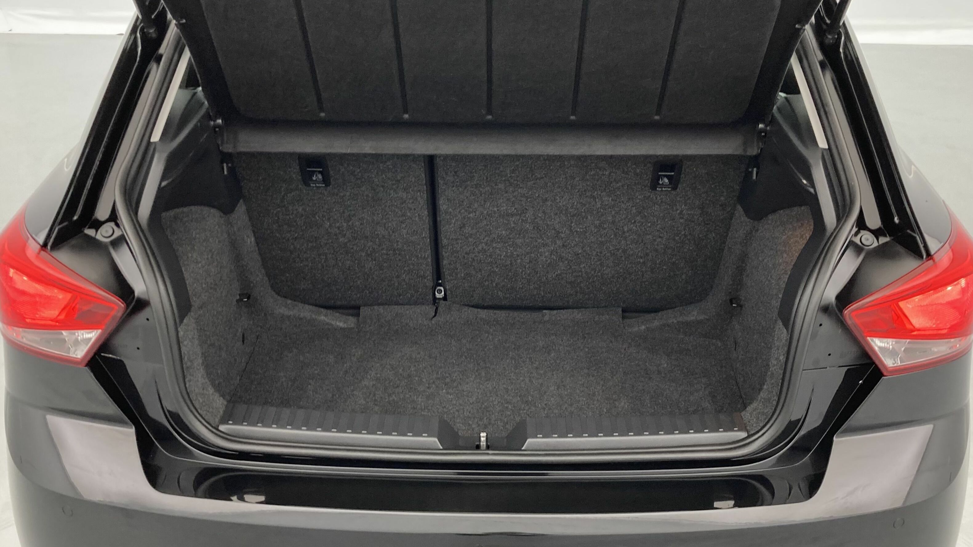 seat ibiza style 1.0 TSI 95 2023 preto midnight 24