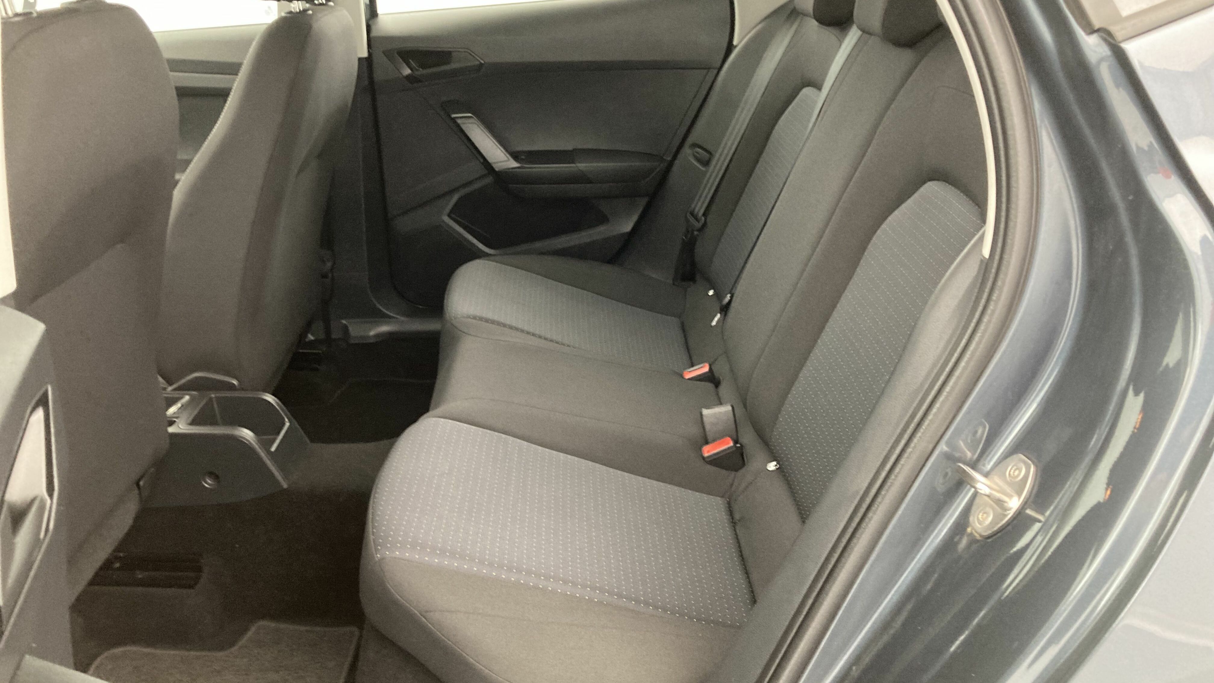 seat ibiza style 1.0 TSI 95 2023 magnetic tech 21