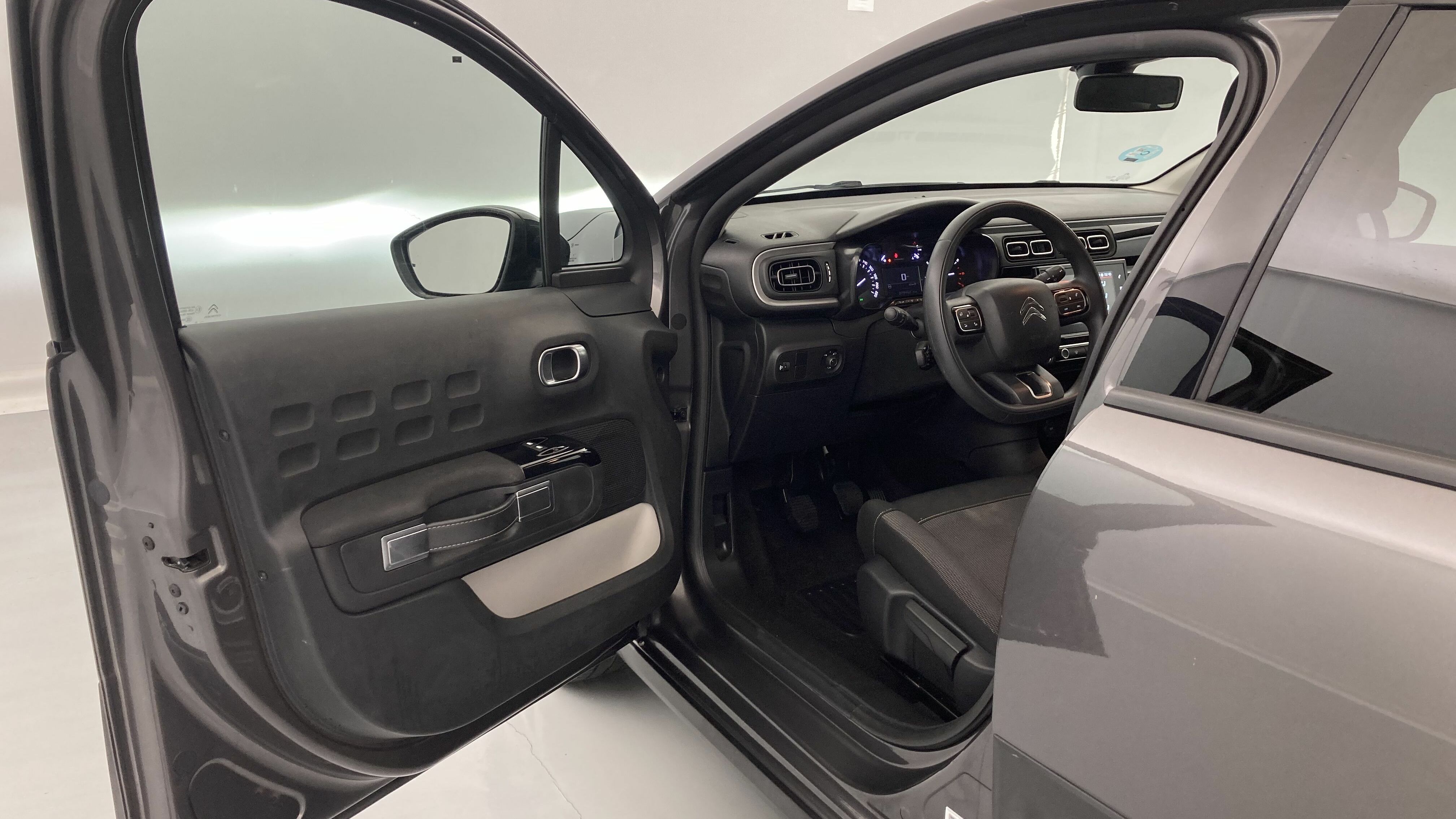 citroen c3 origin max 1.2 PURETECH 83 2024 gris platino / negro 12