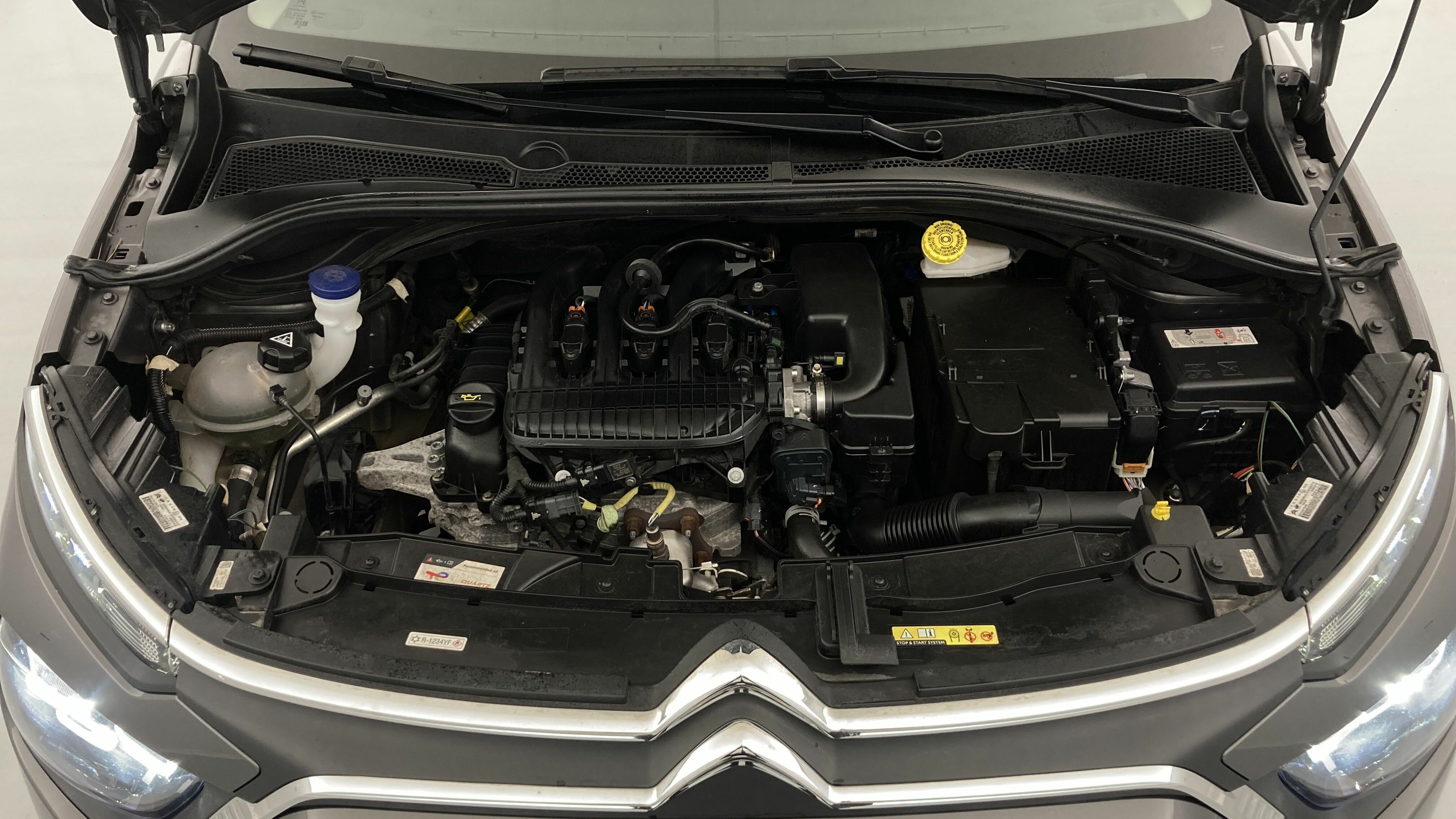 citroen c3 origin max 1.2 PURETECH 83 2024 gris platino / negro 24