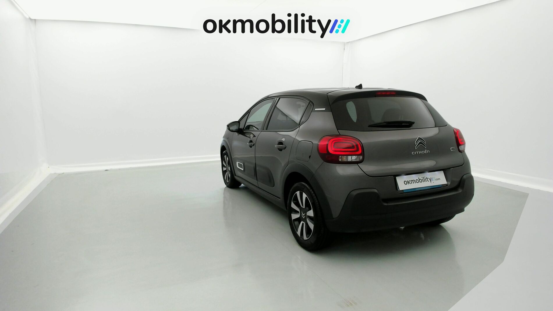 citroen c3 origin max 1.2 PURETECH 83 2024 gris platino / negro 8