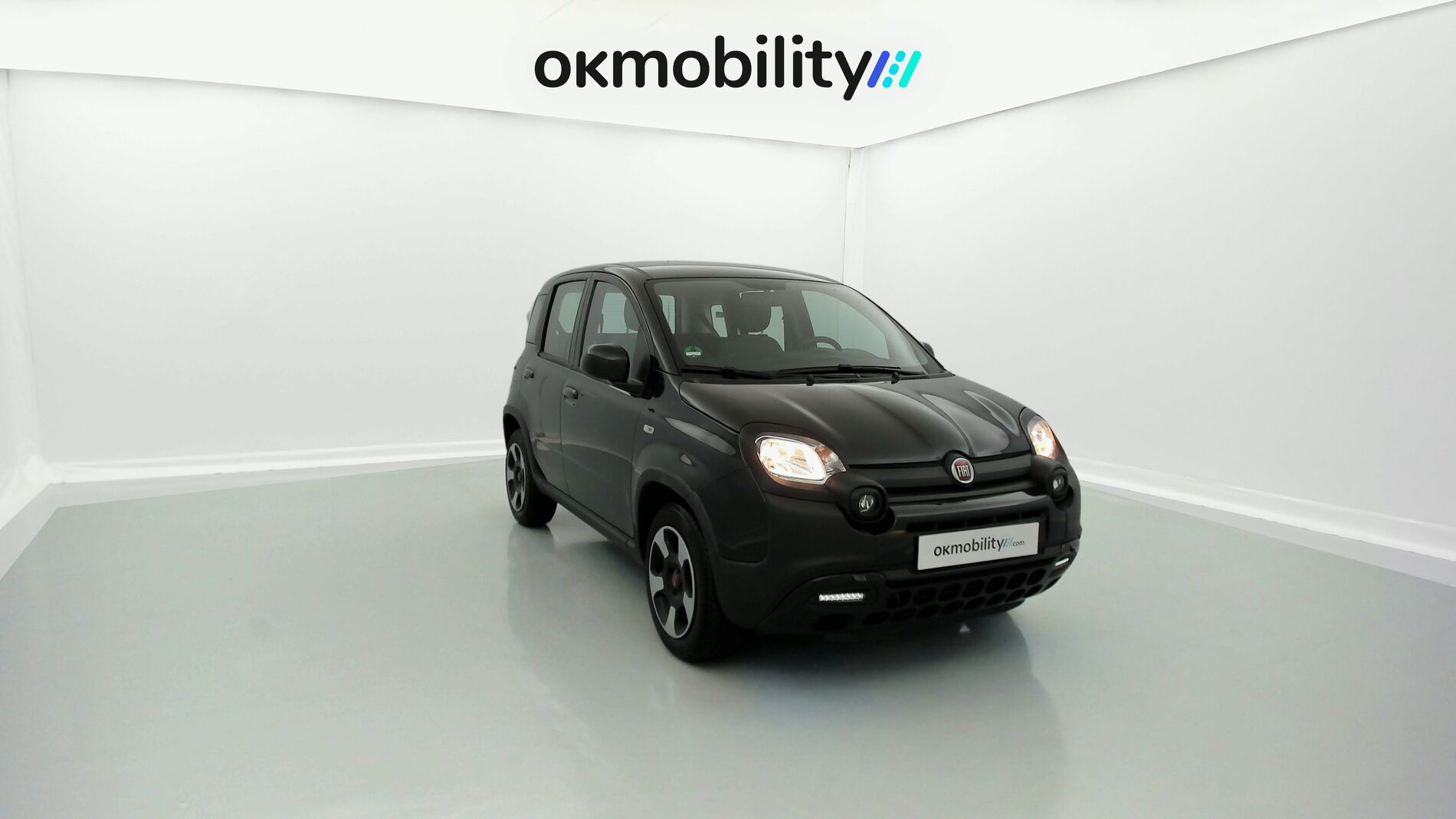 fiat panda cross city plus 1.0 HYBRID 70 MHEV 2023 cinema schwarz 3