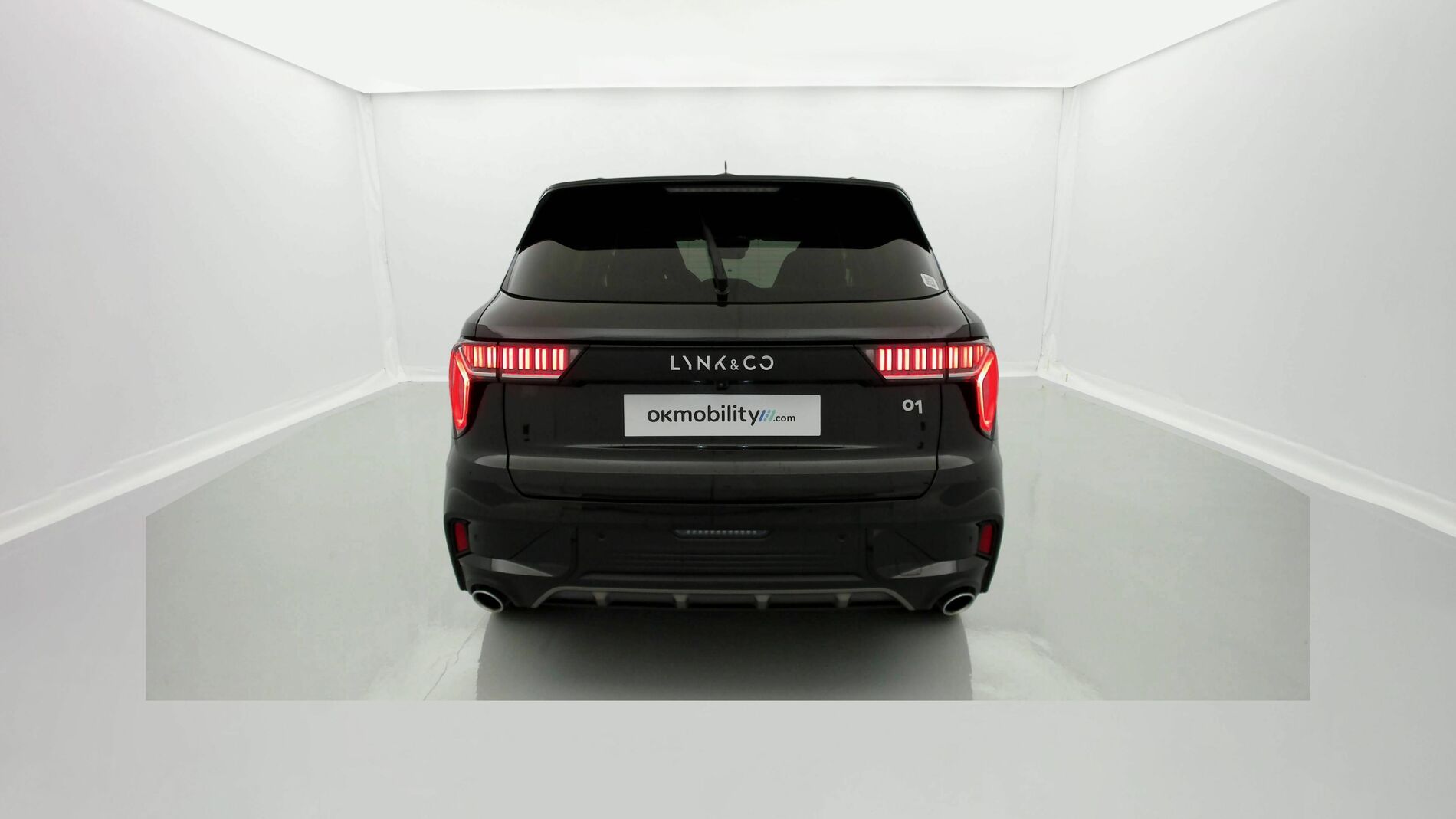 lynk&co 01 nv 1.5 PHEV 261 2022 black 8