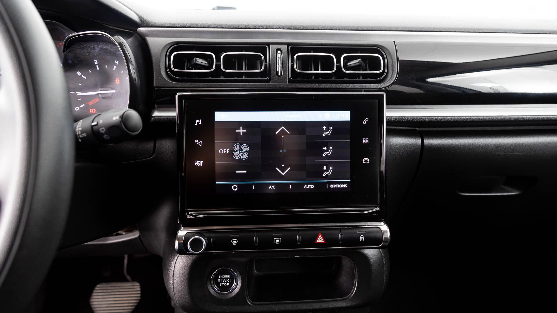 citroen c3 origin max 1.2 PURETECH 83 2024 gris platino / negro 15