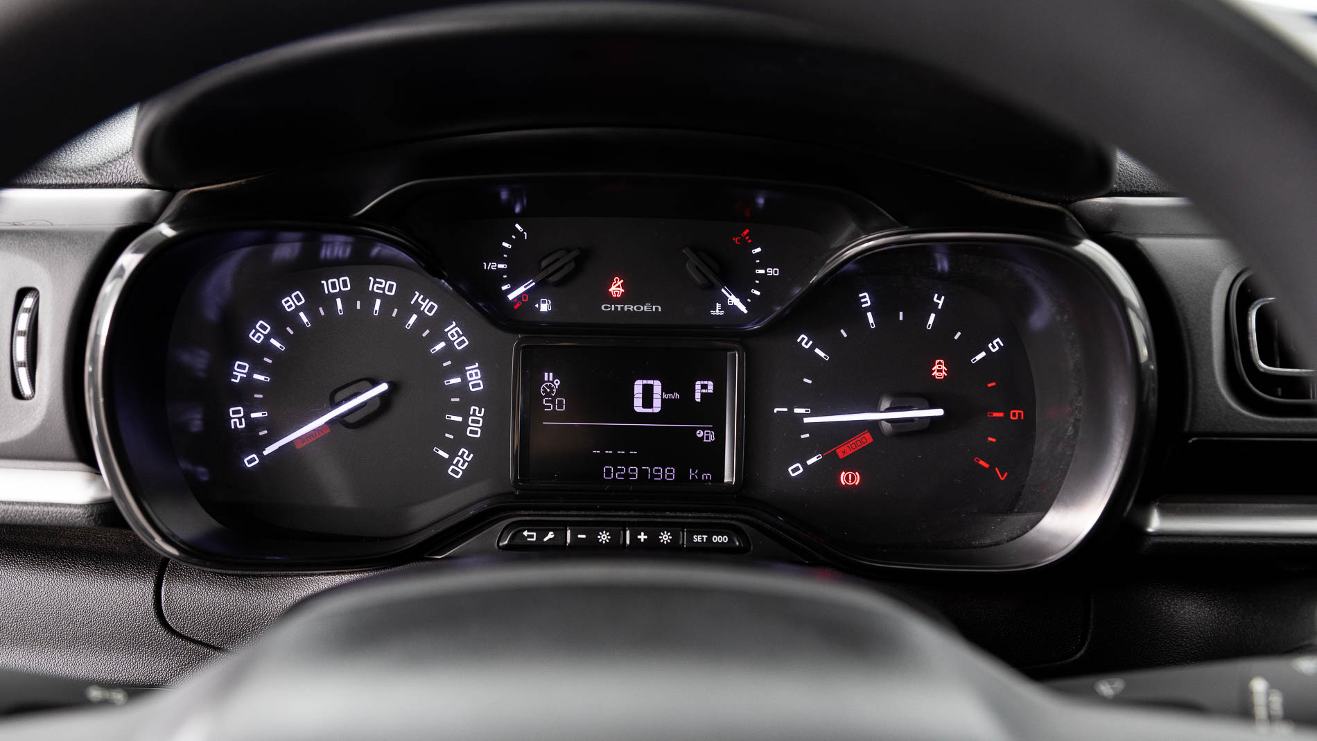 citroen c3 origin max 1.2 PURETECH 83 2024 gris platino / negro 17