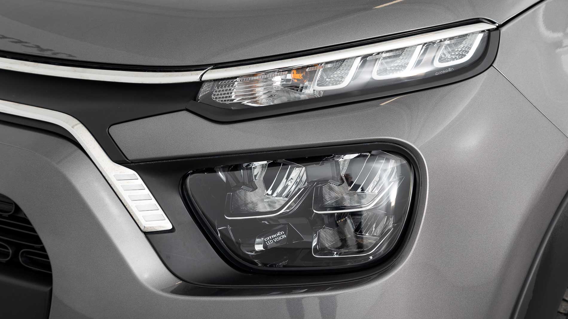 citroen c3 origin max 1.2 PURETECH 83 2024 gris platino / negro 27