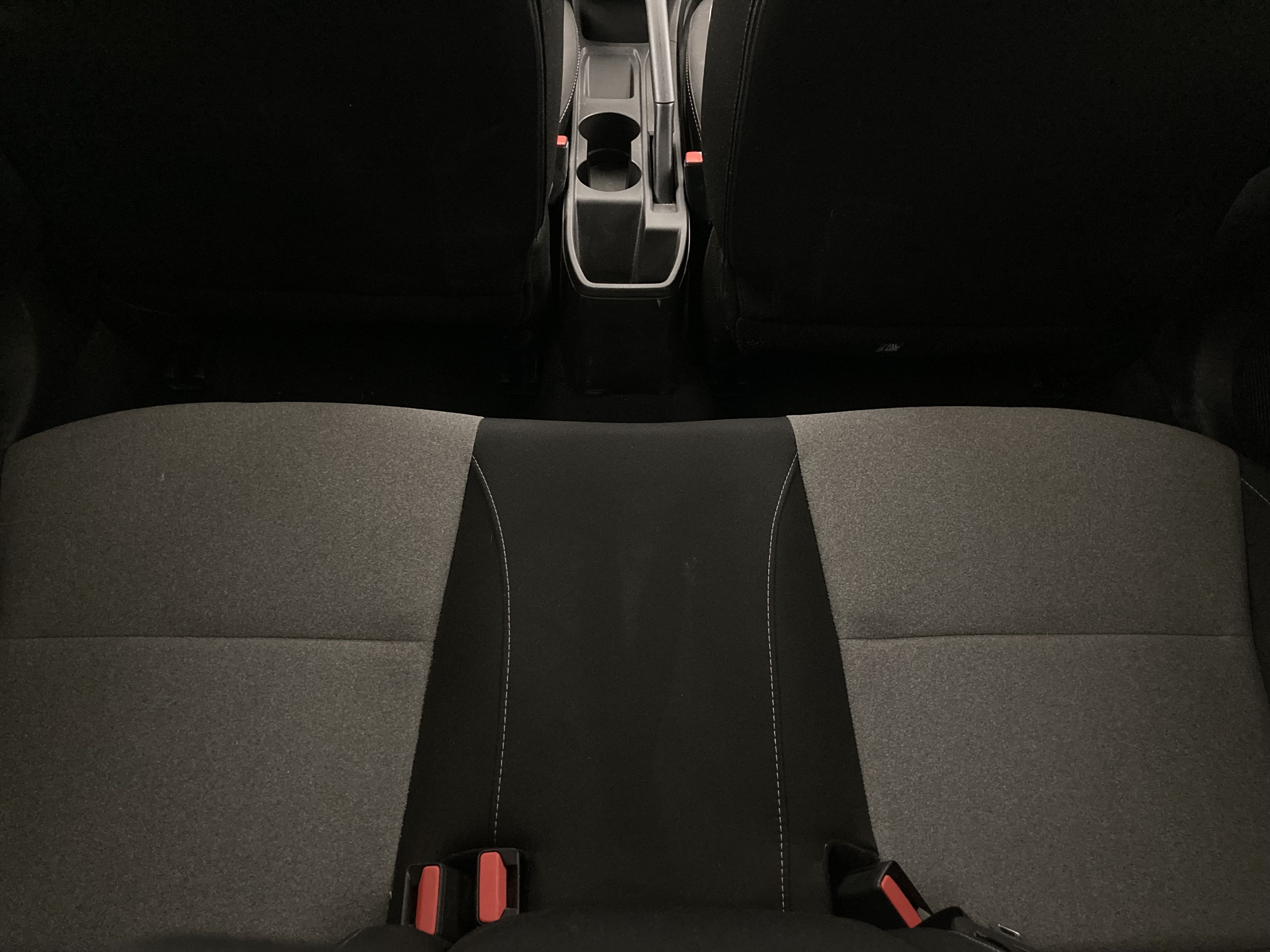 renault clio evolution 1.5 DCI 100 2025 rojo deseo 14