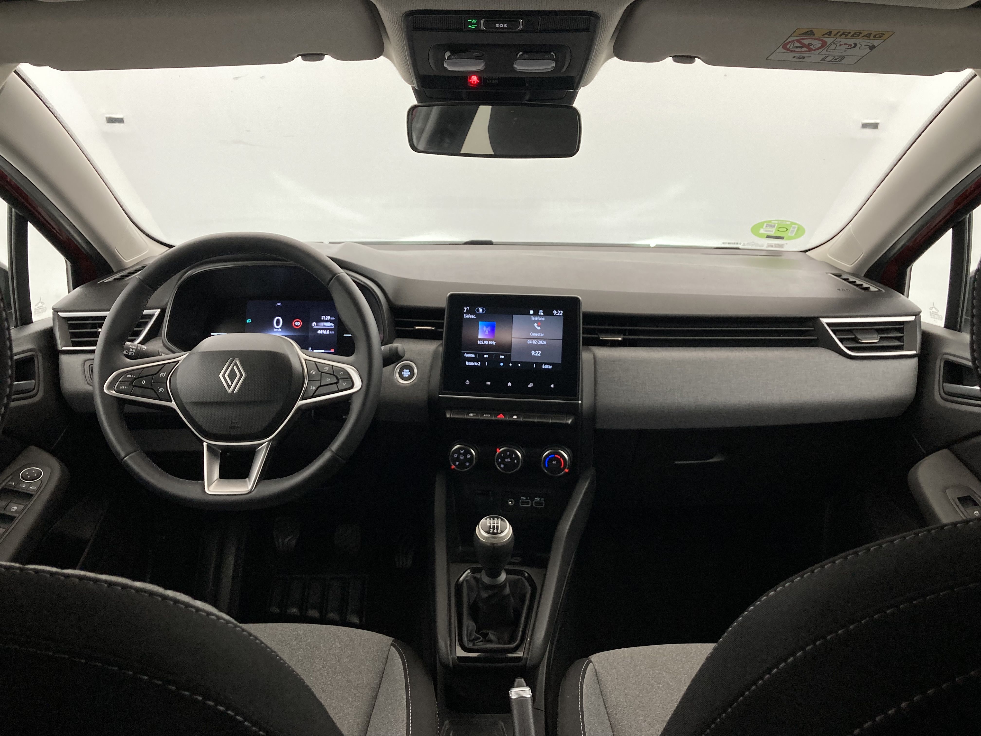 renault clio evolution 1.5 DCI 100 2025 rojo deseo 19