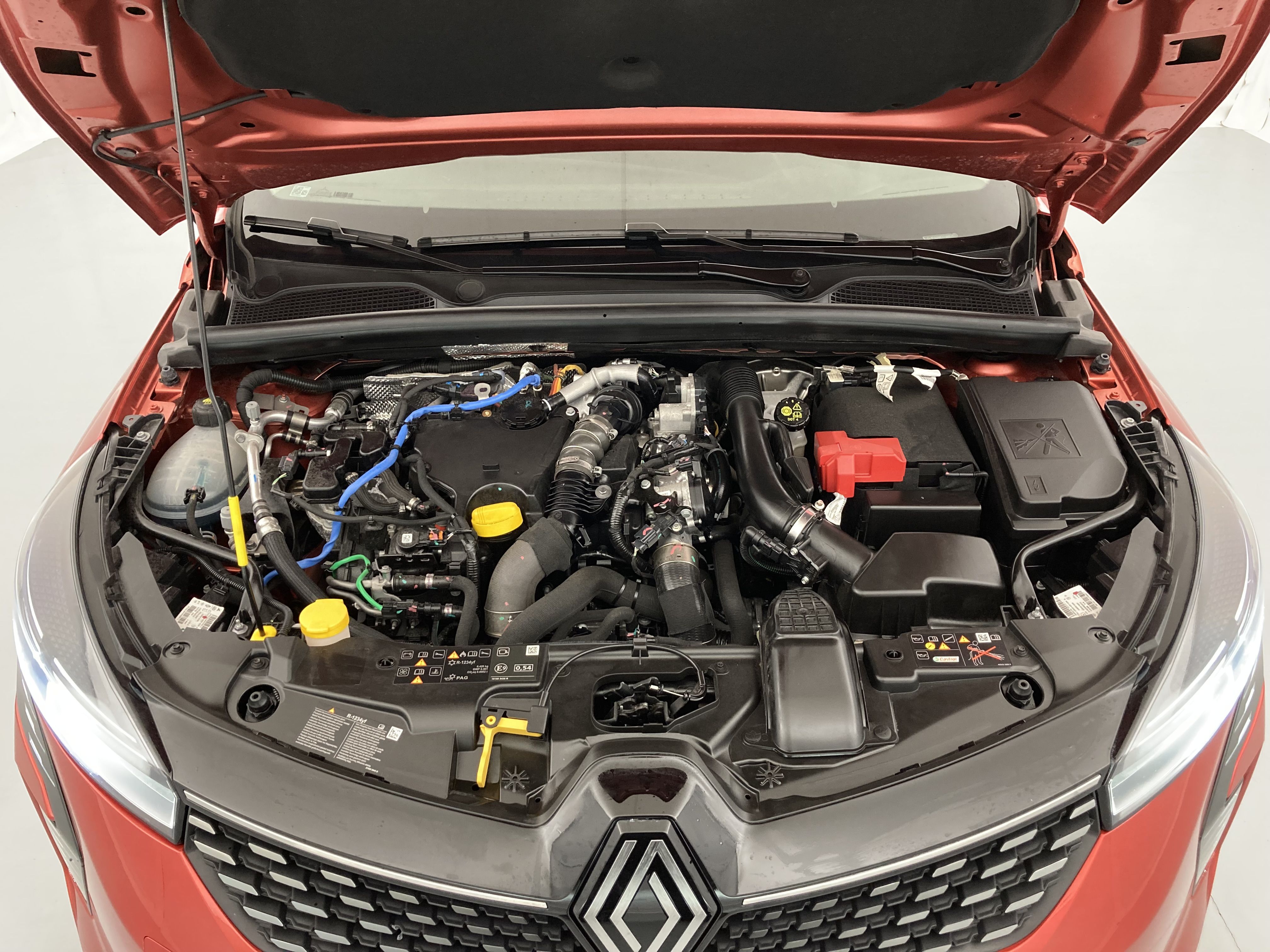 renault clio evolution 1.5 DCI 100 2025 rojo deseo 26