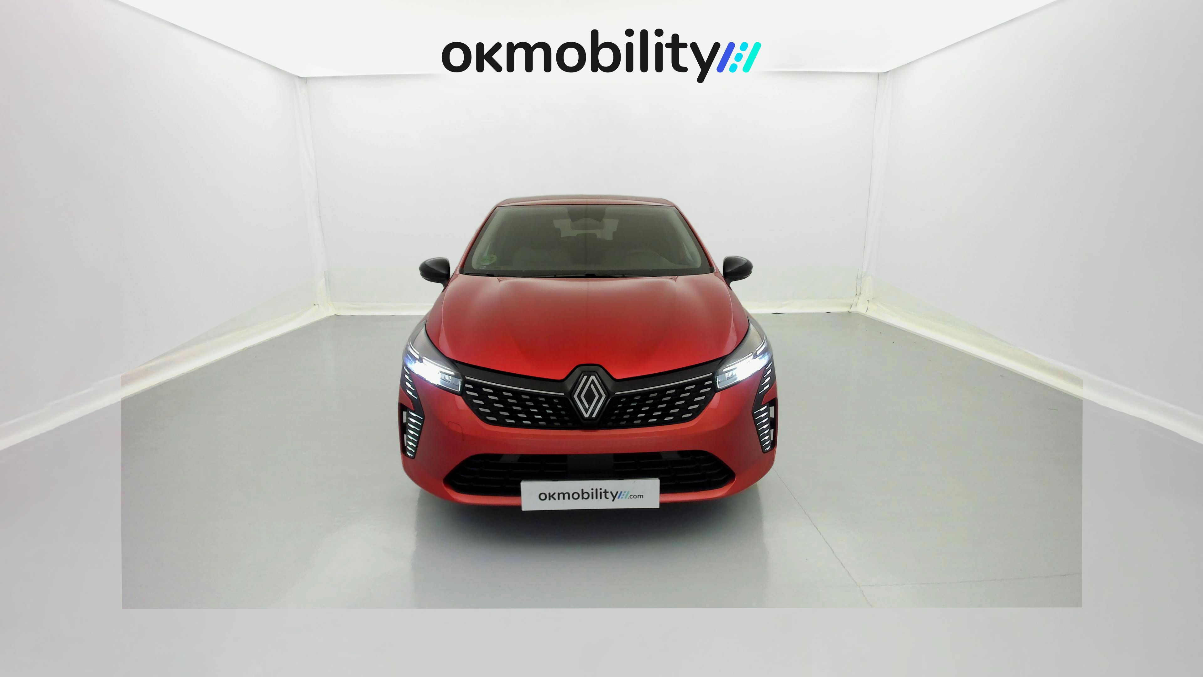 renault clio evolution 1.5 DCI 100 2025 rojo deseo 1